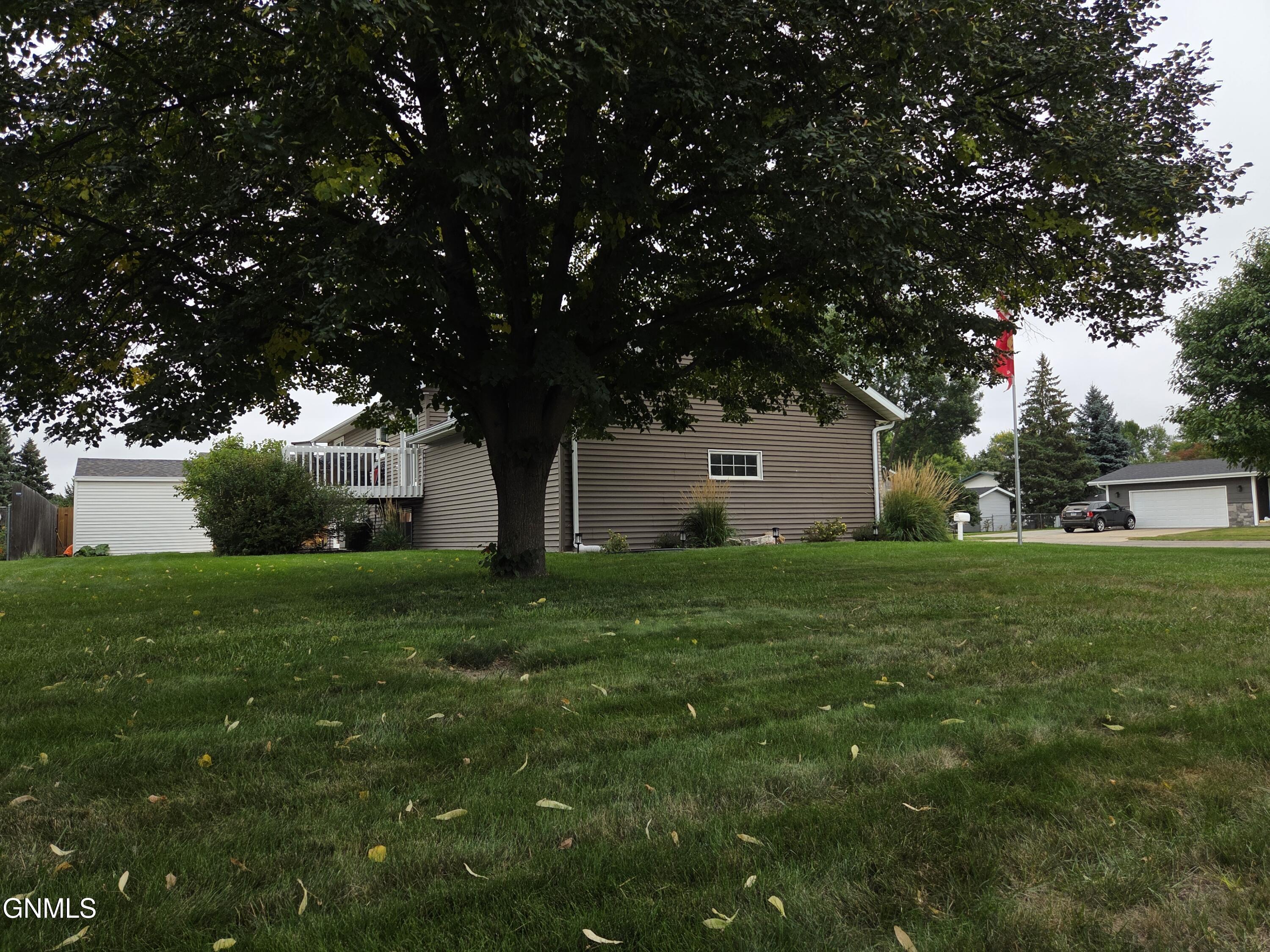 main property photo 49