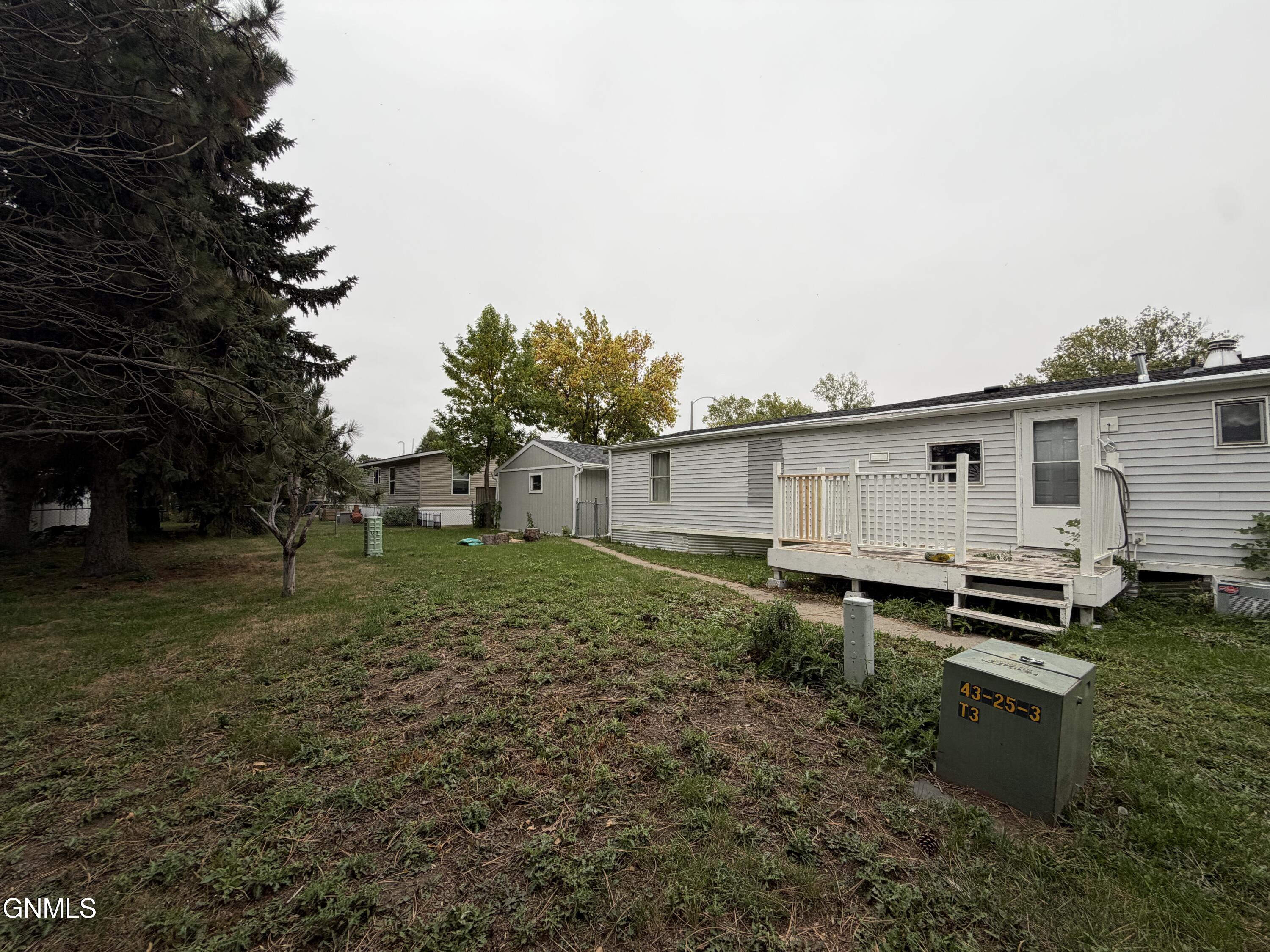 main property photo 30