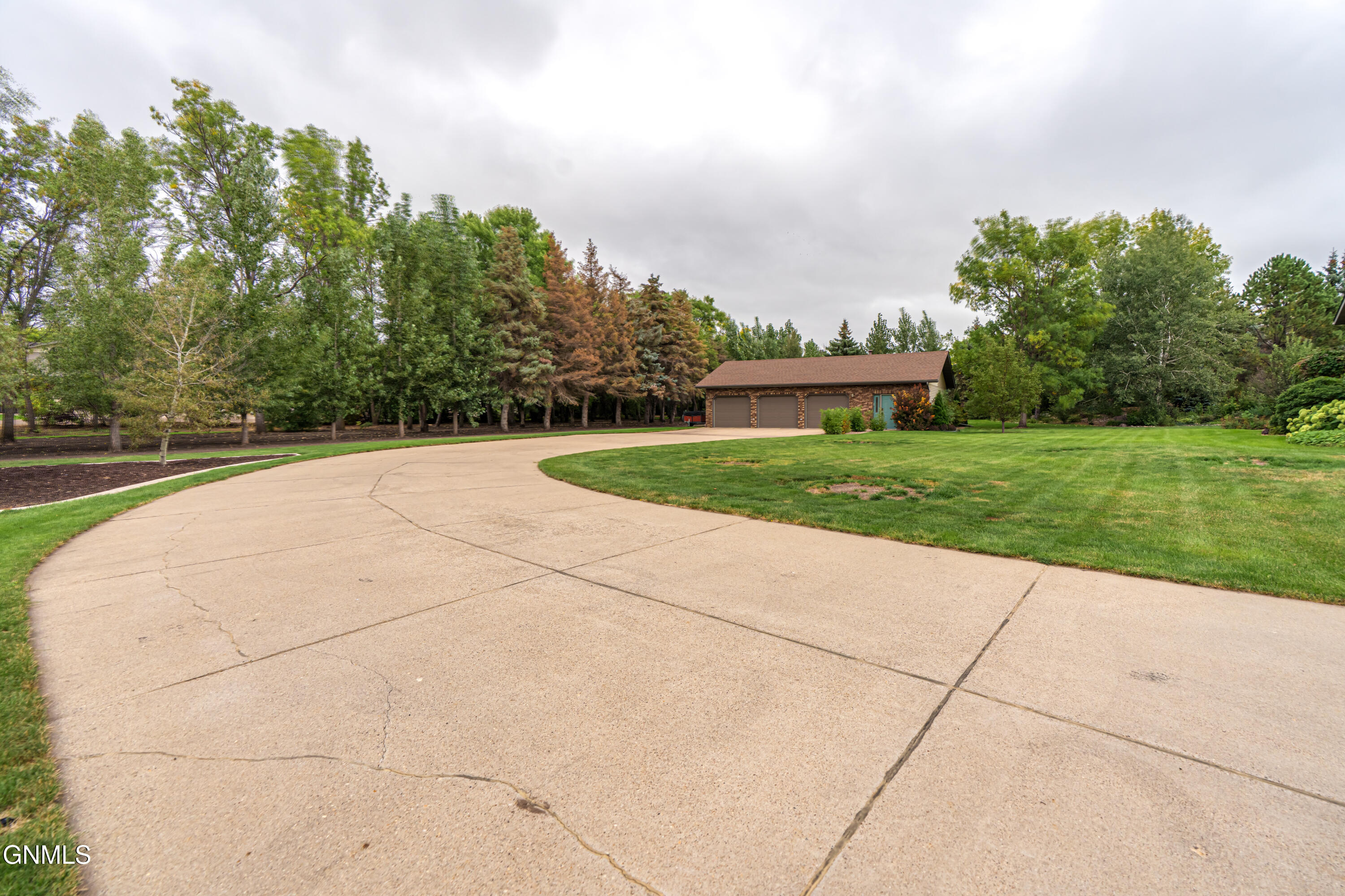 main property photo 102