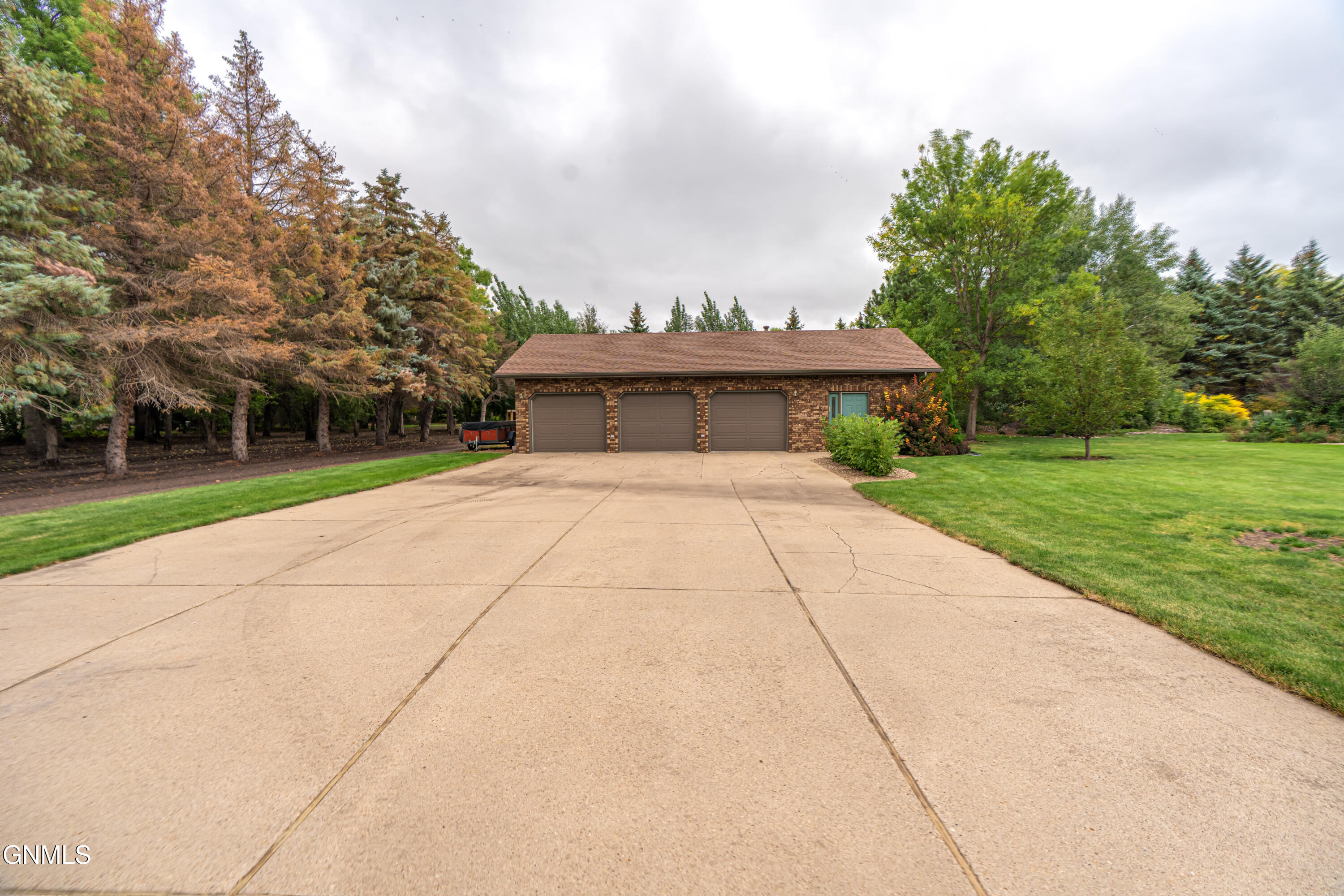 main property photo 103