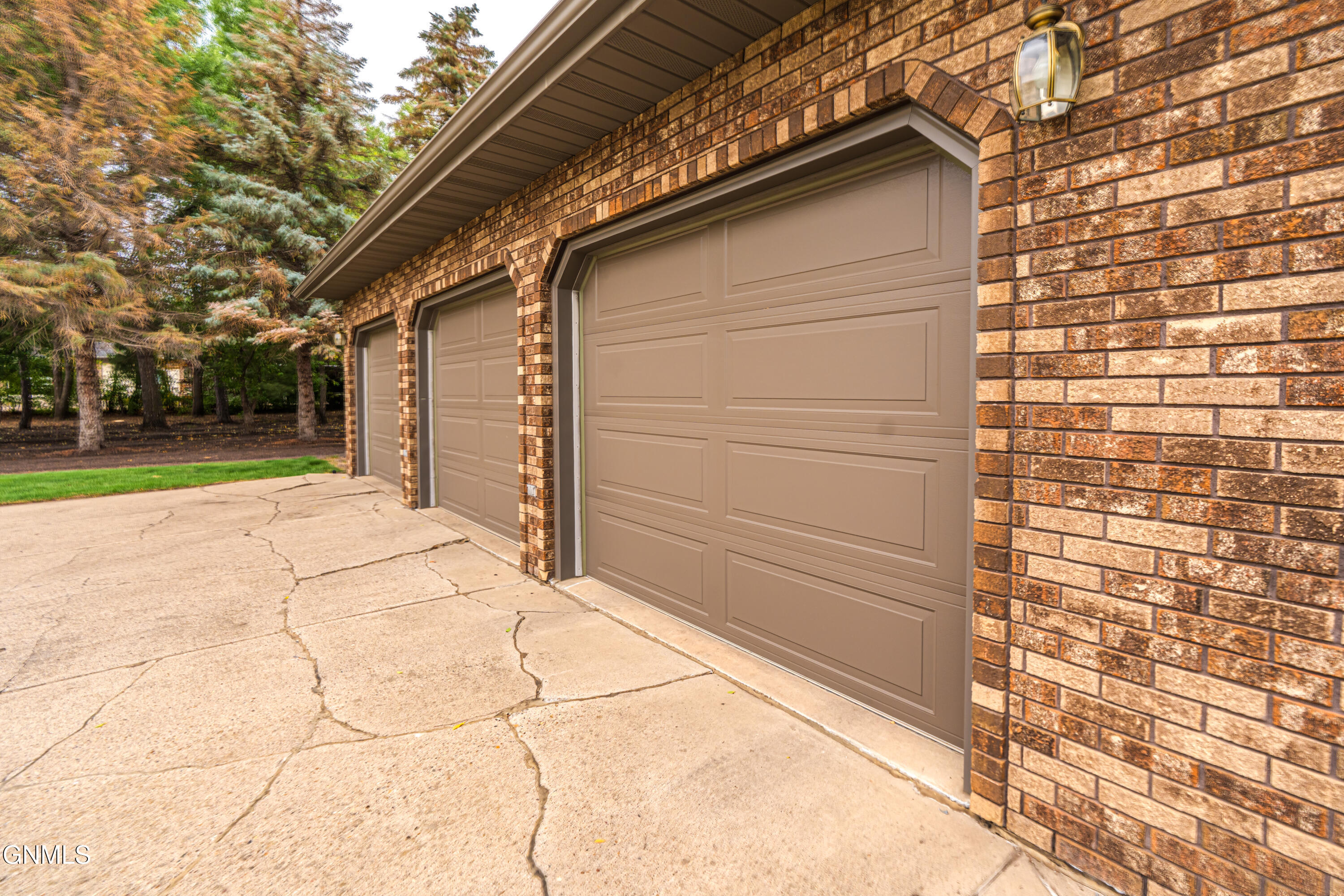 main property photo 105