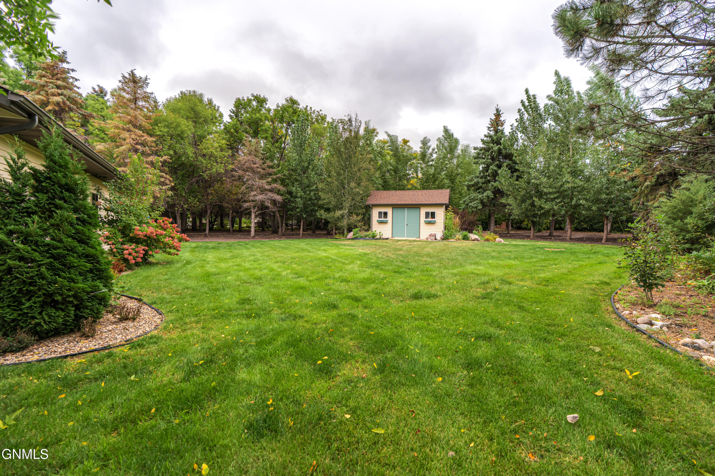 main property photo 114