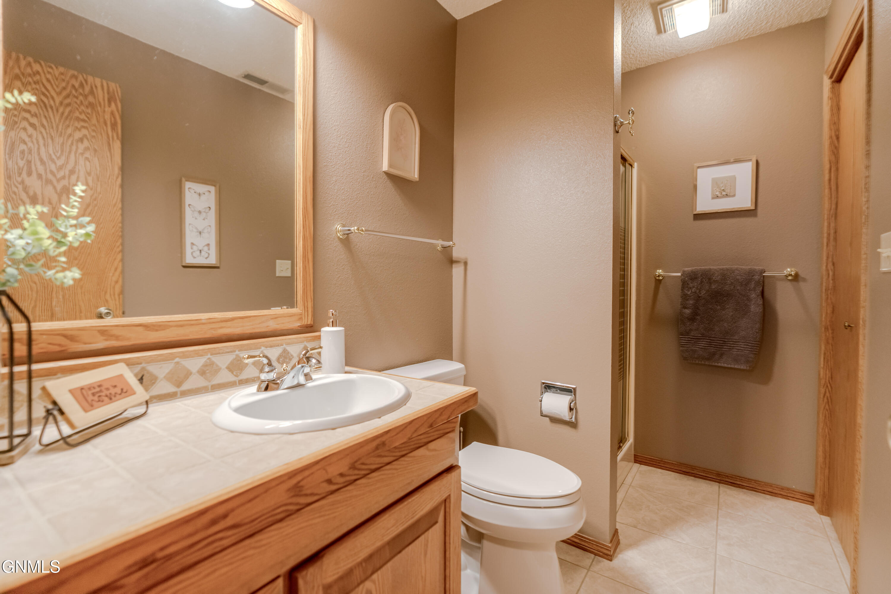 main property photo 78