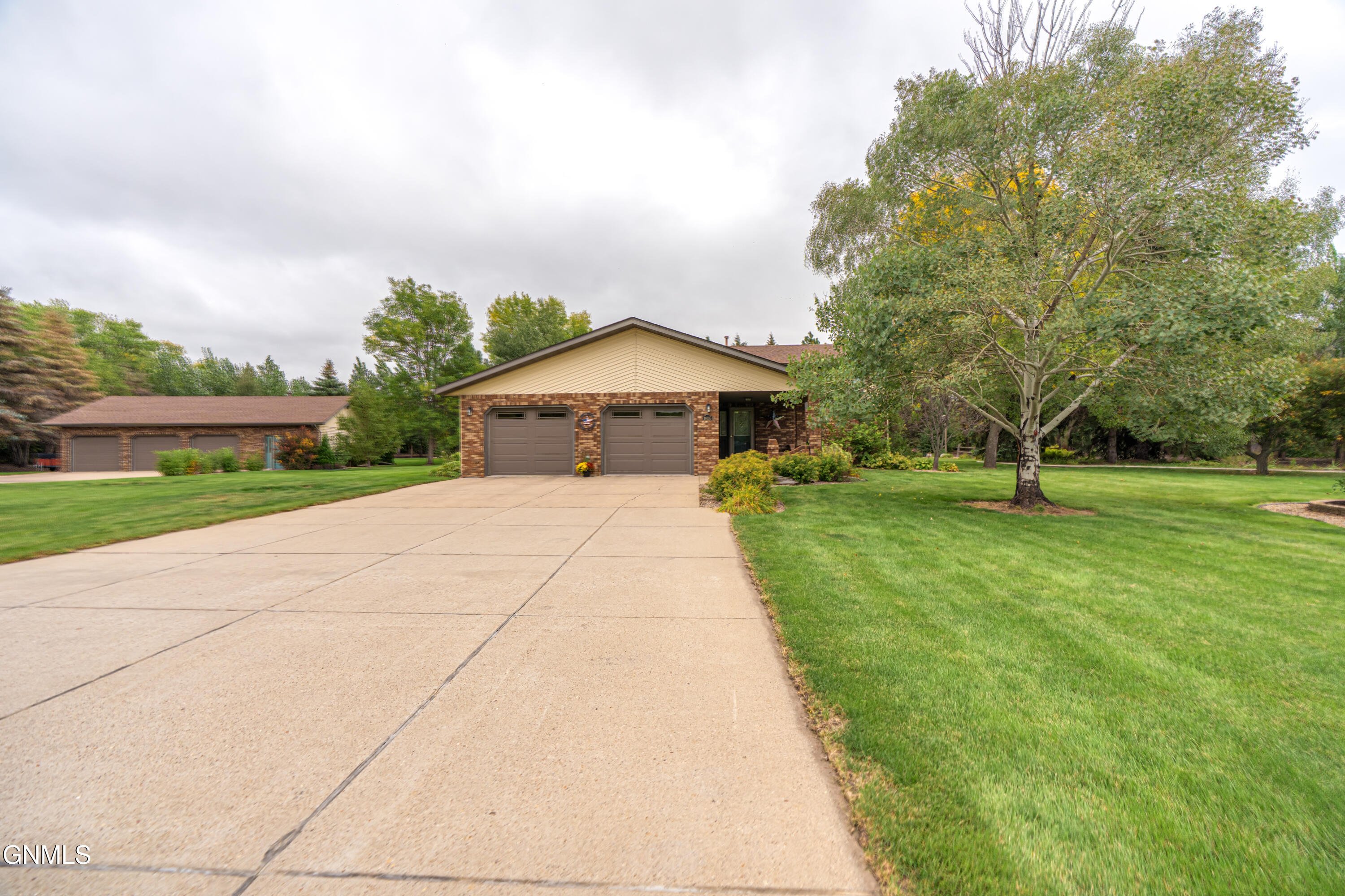 main property photo 97