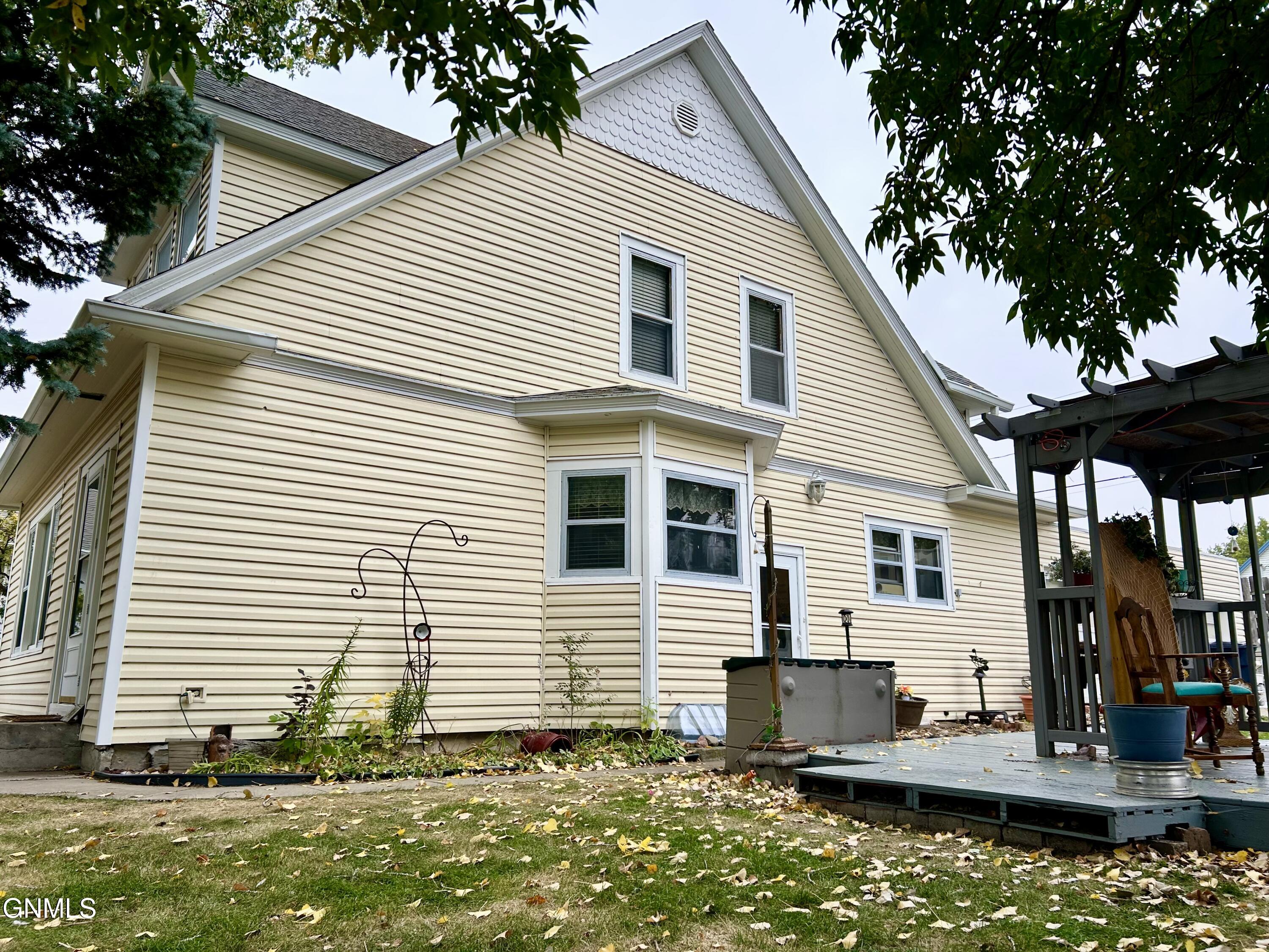 main property photo 58