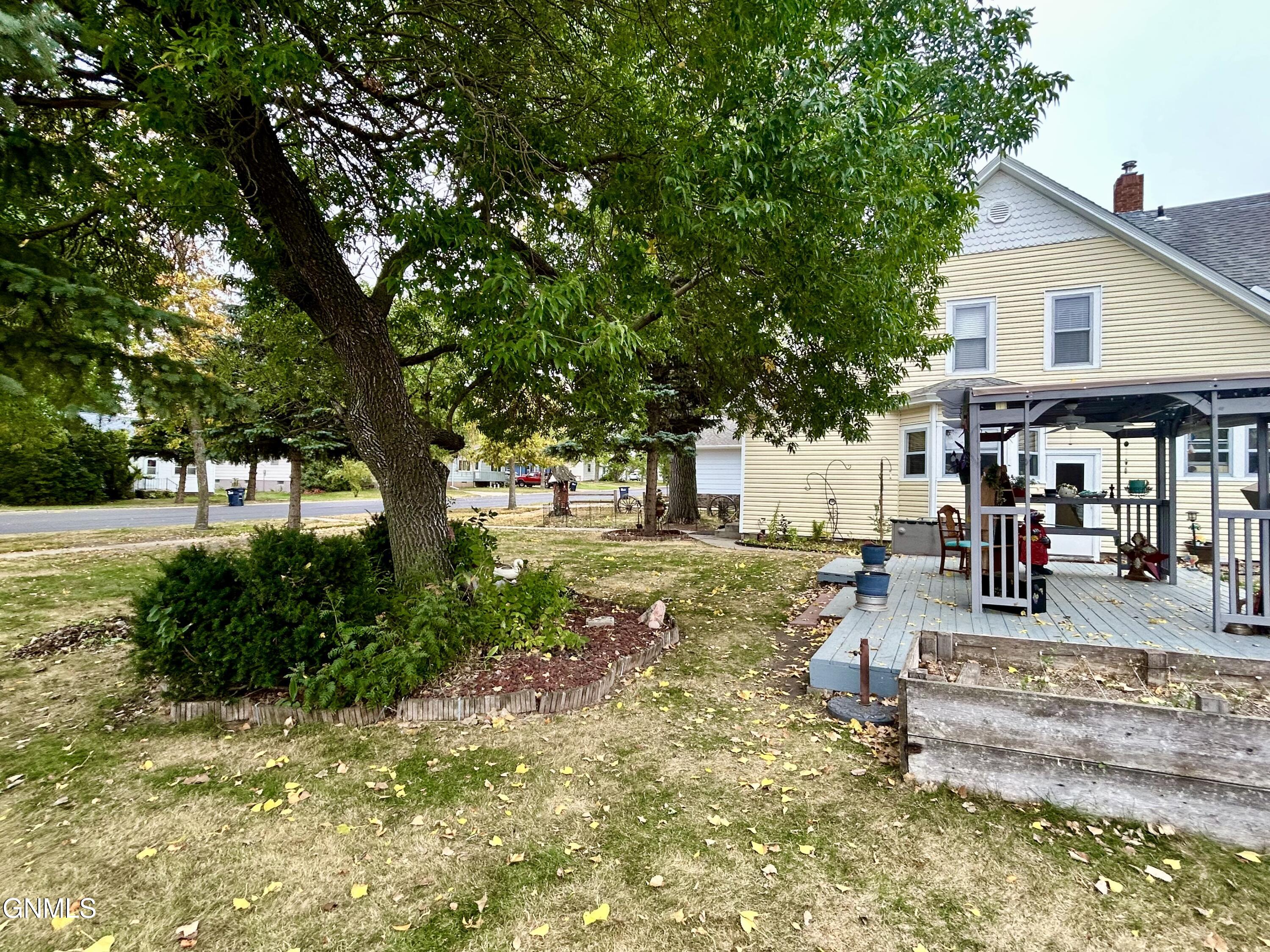 main property photo 61