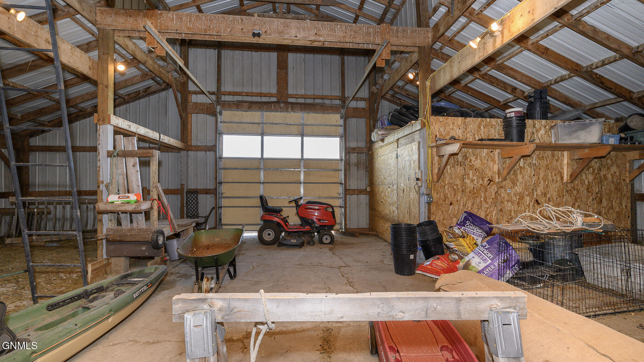 main property photo 46