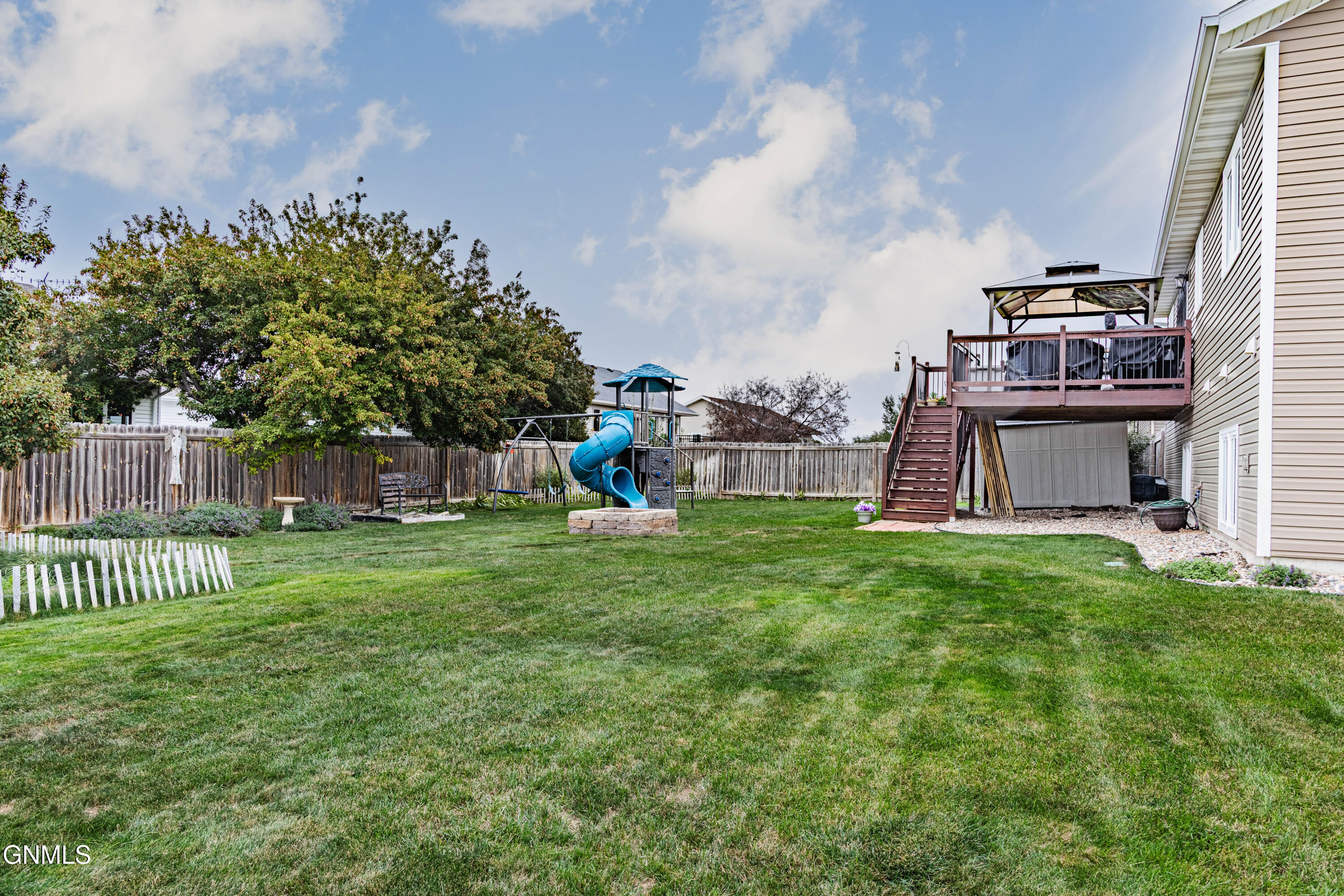 main property photo 58