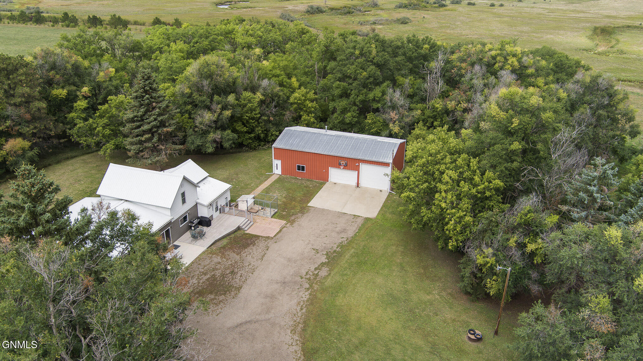 main property photo 70