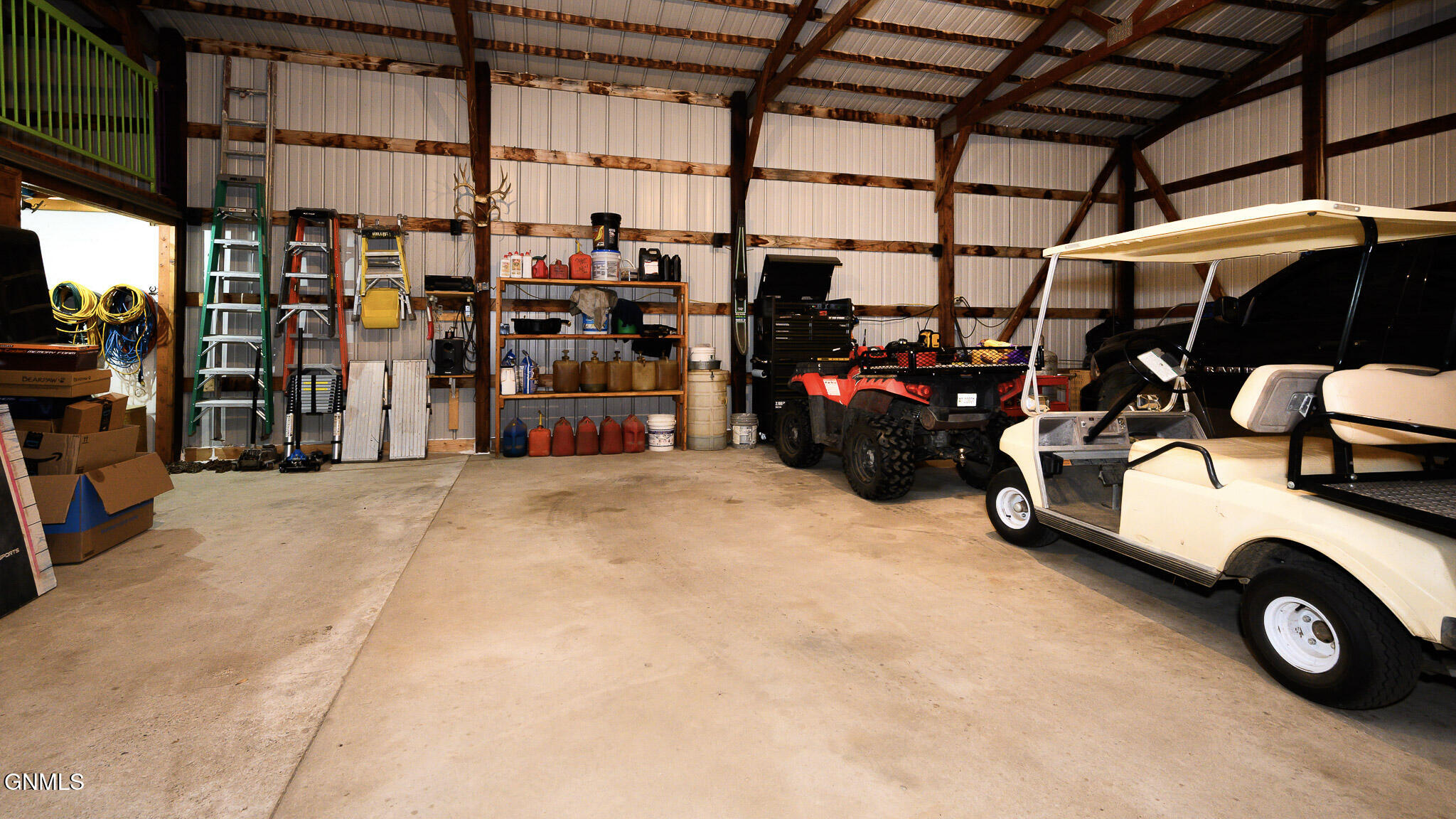 main property photo 49