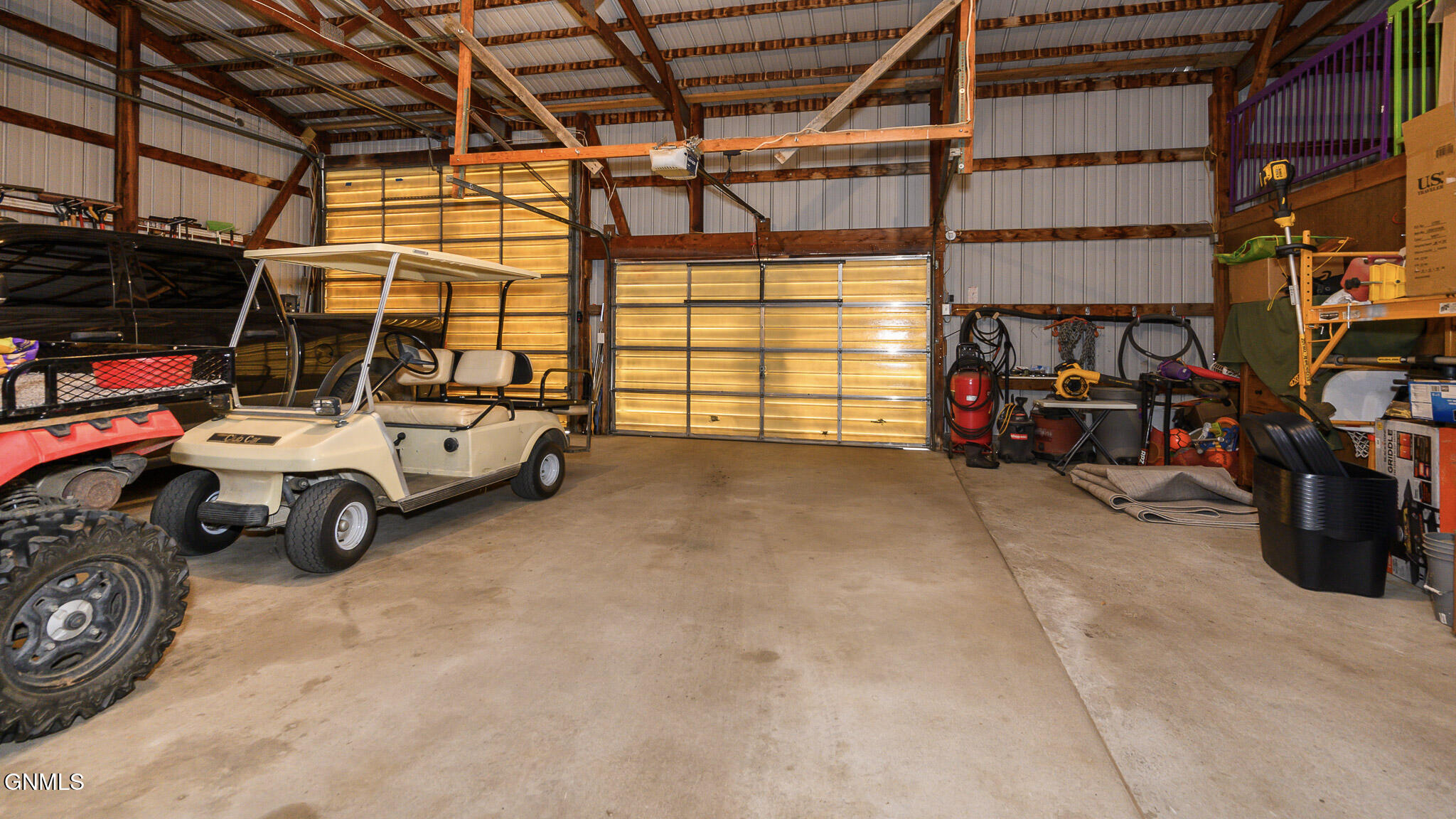 main property photo 50