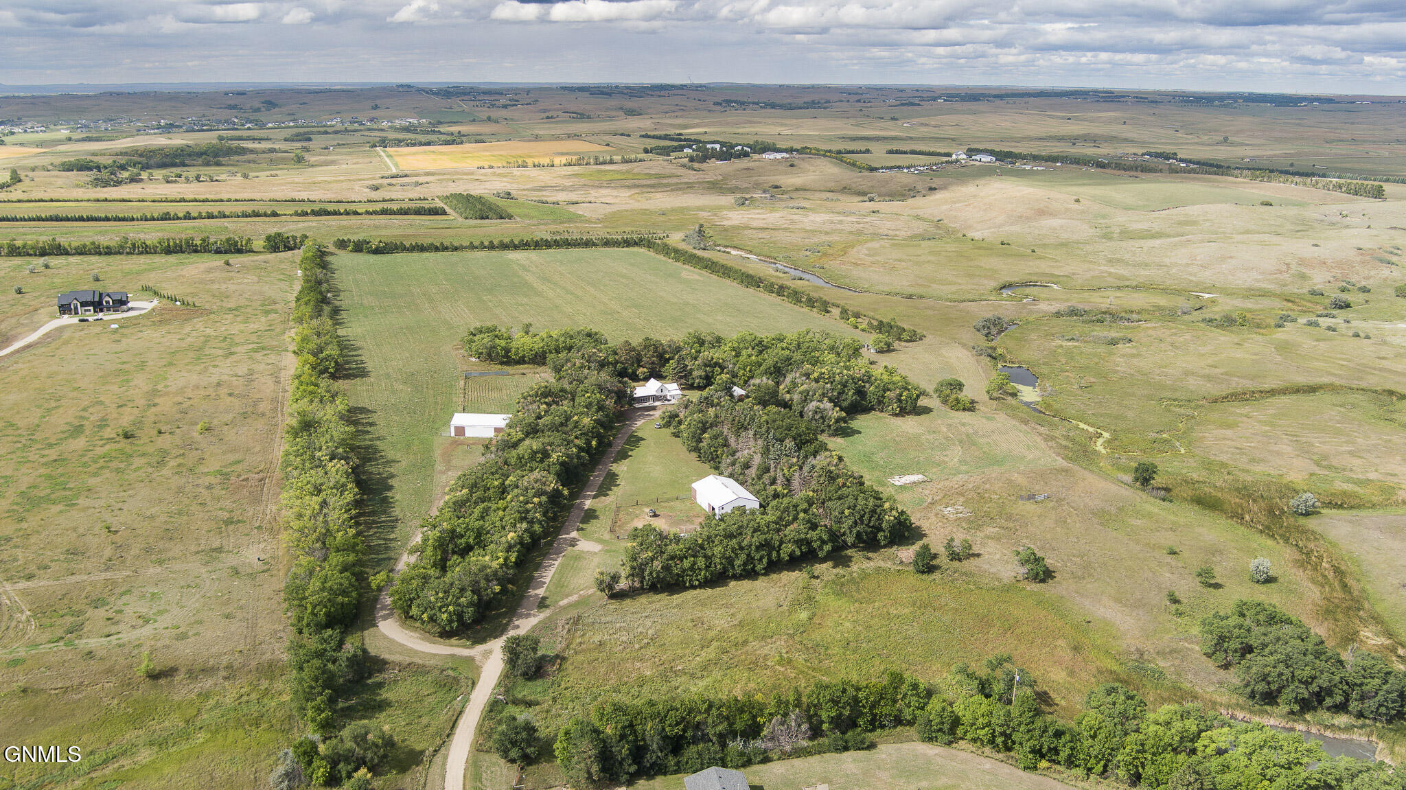 main property photo 74