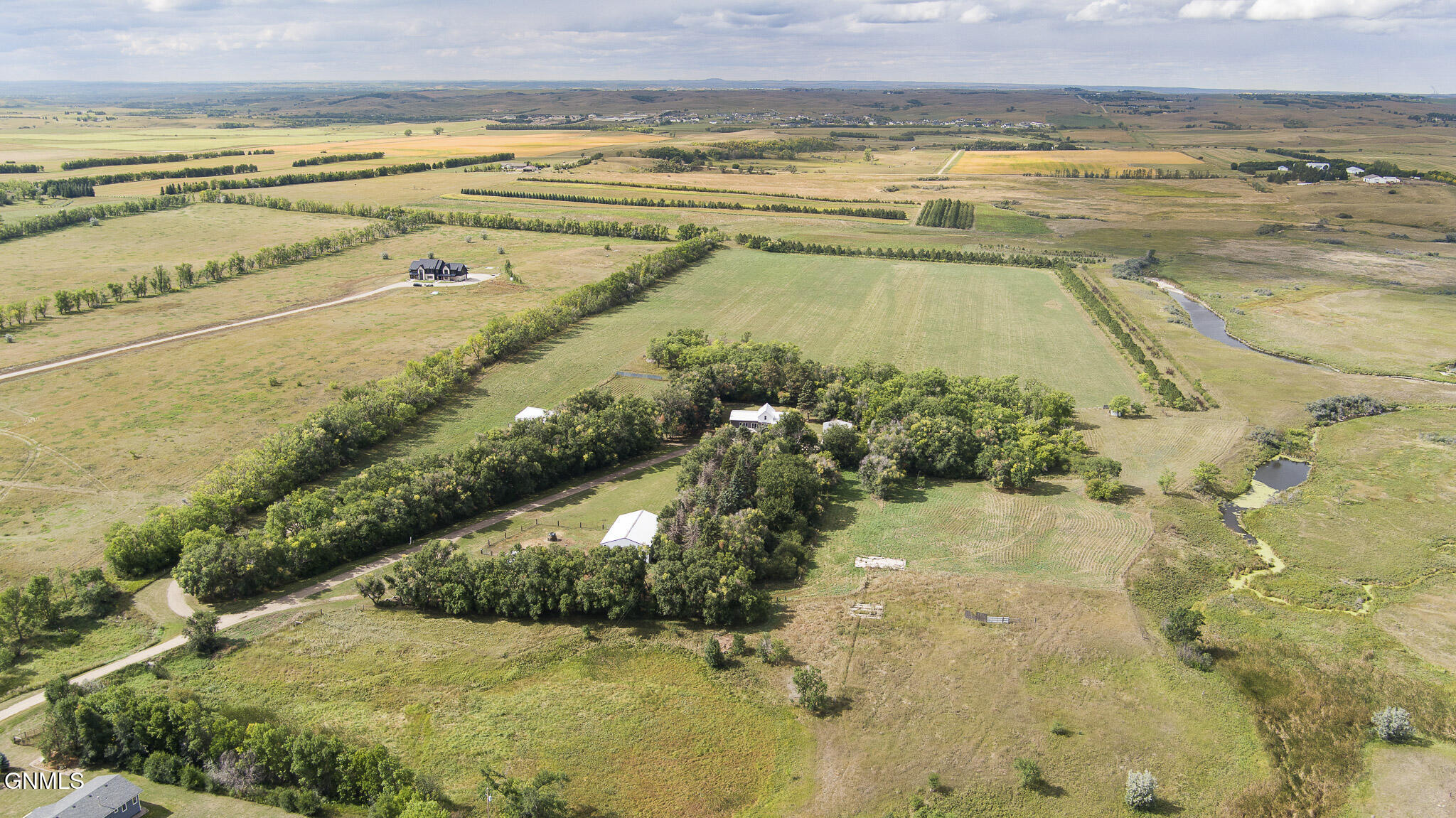 main property photo 75
