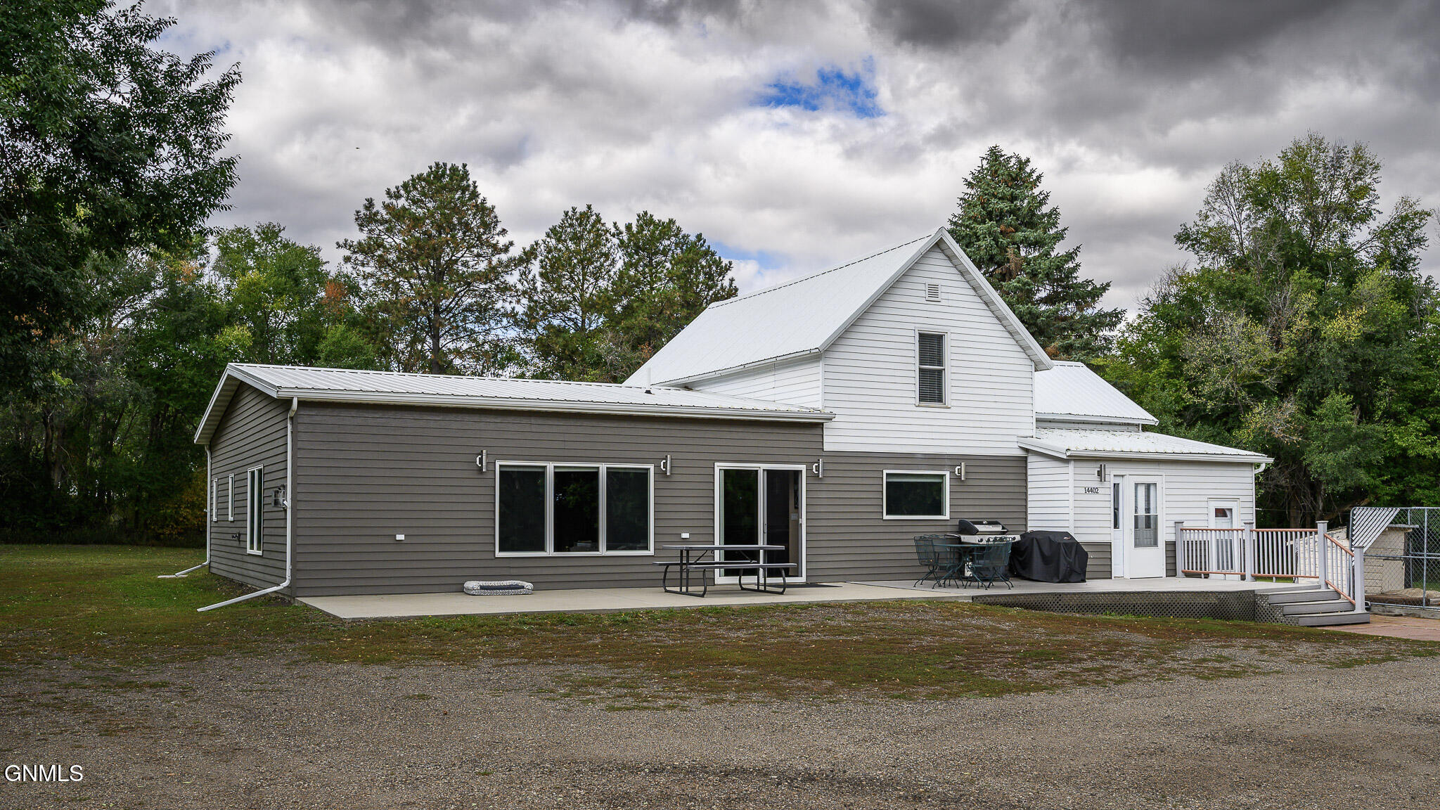 main property photo 61