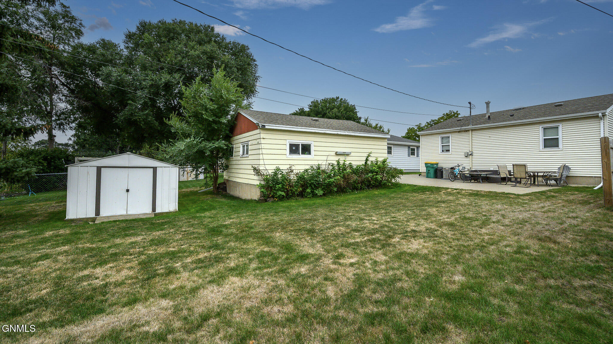 main property photo 6