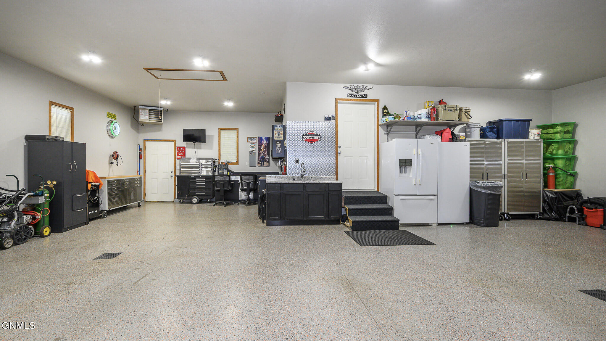 main property photo 52