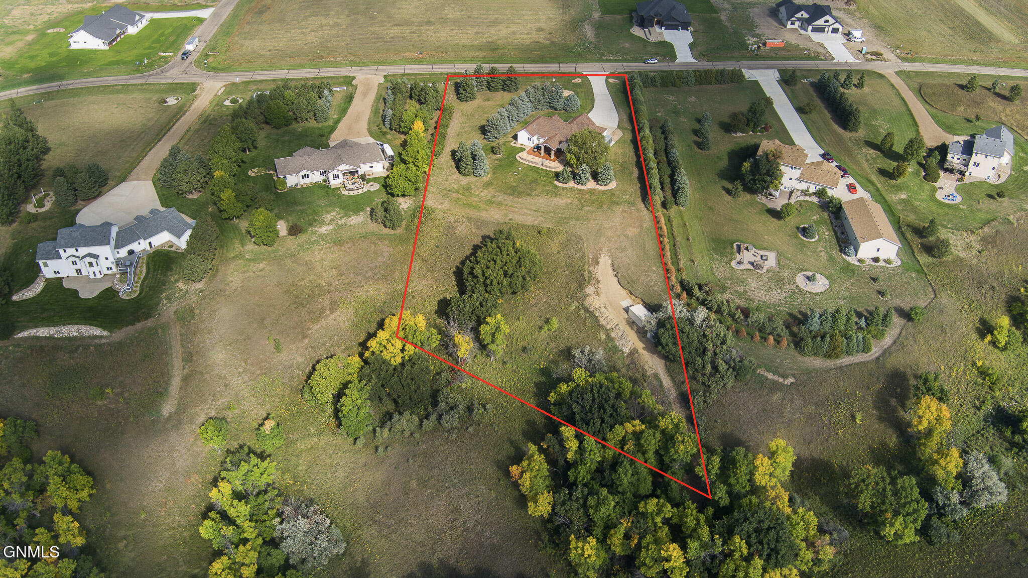 main property photo 74