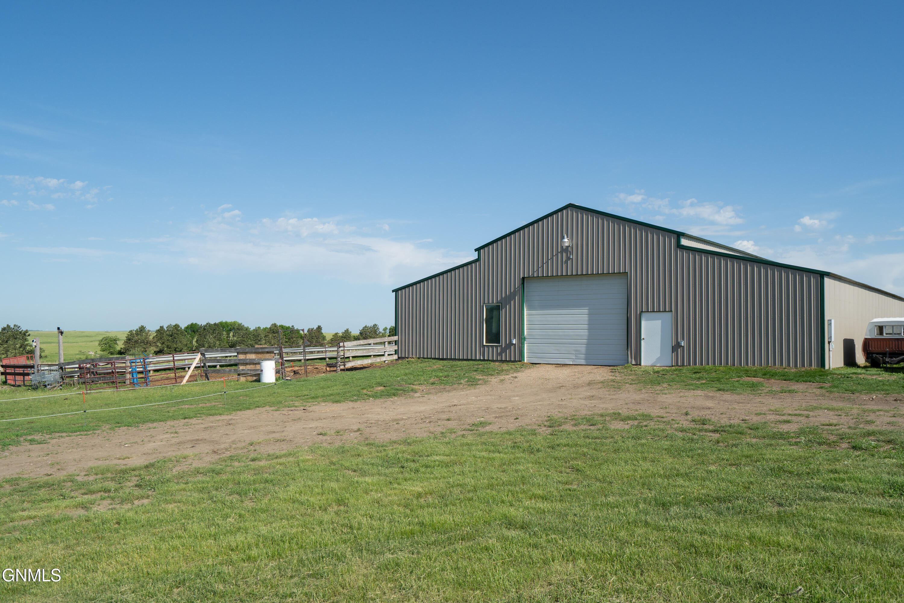main property photo 48