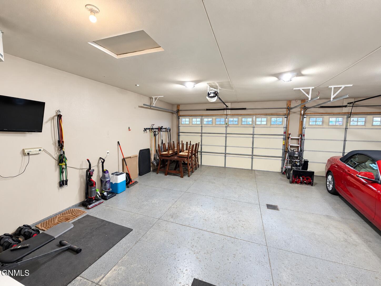 main property photo 49