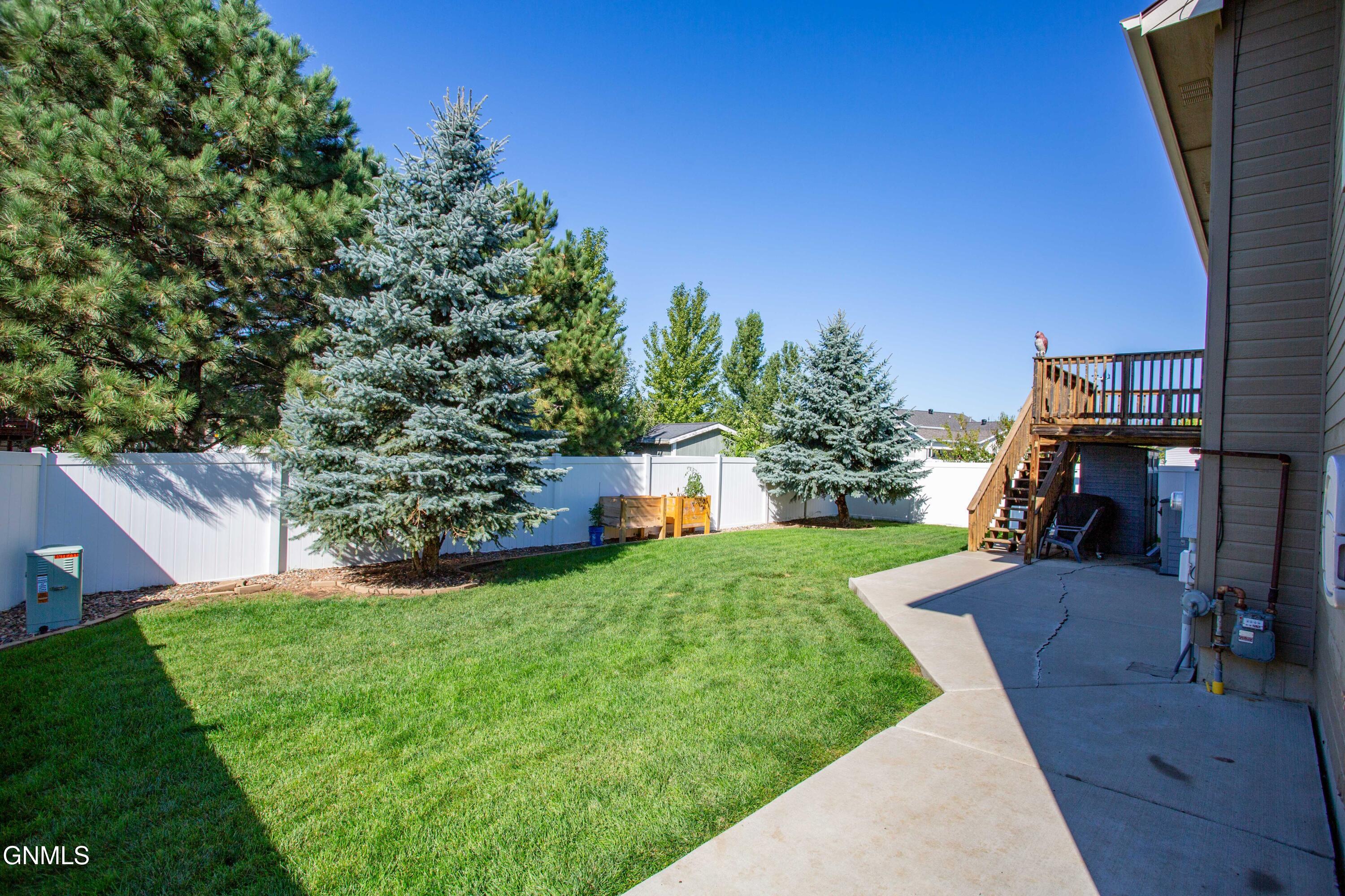 main property photo 42