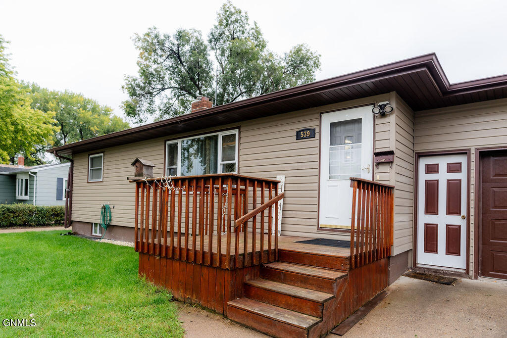 main property photo 1