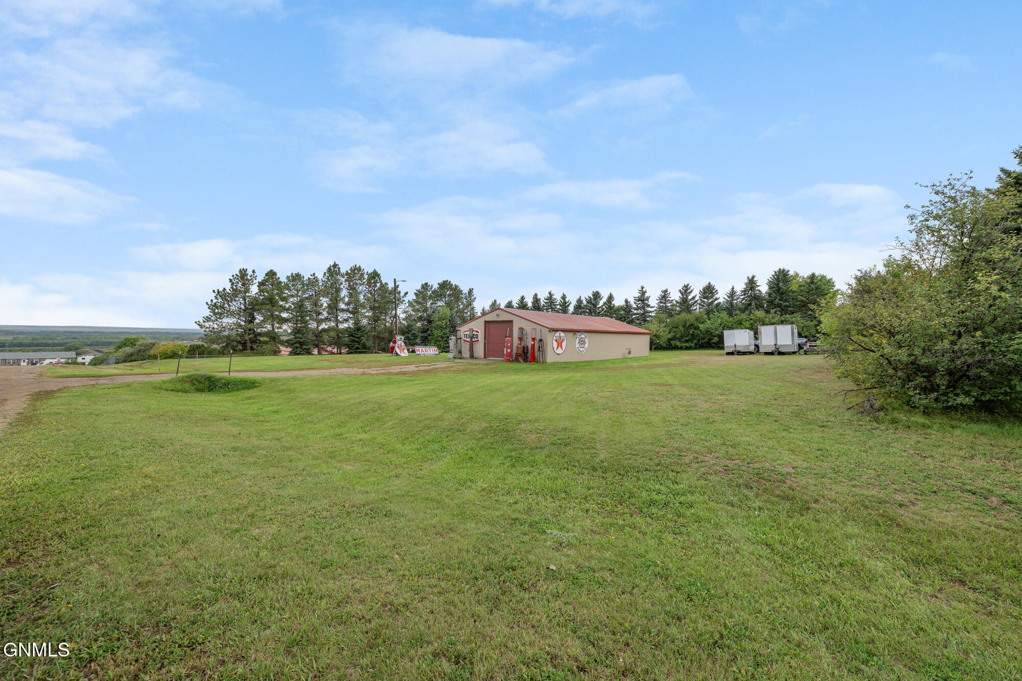 main property photo 107