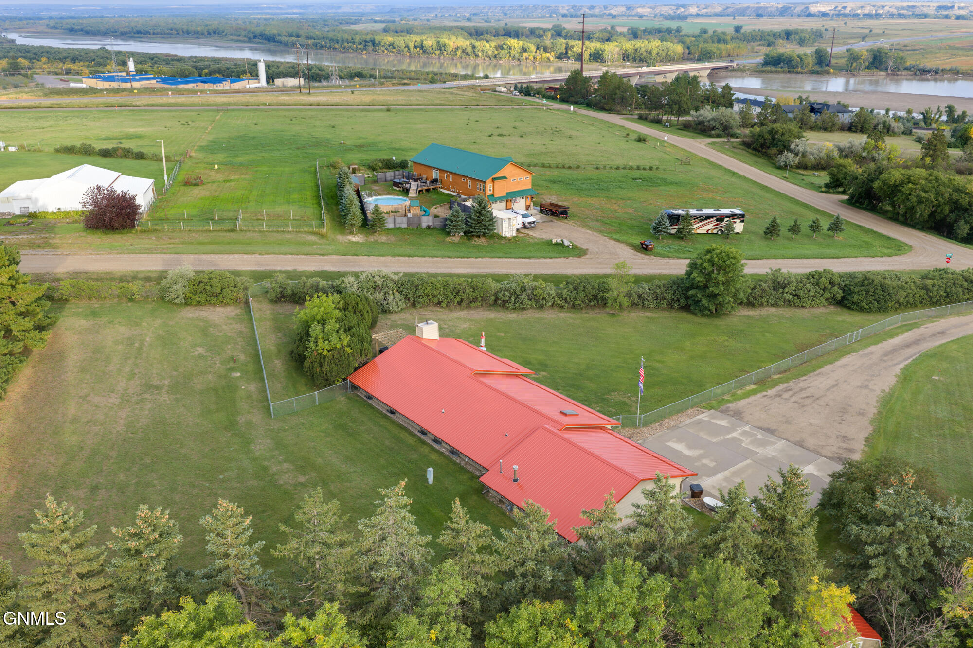 main property photo 66