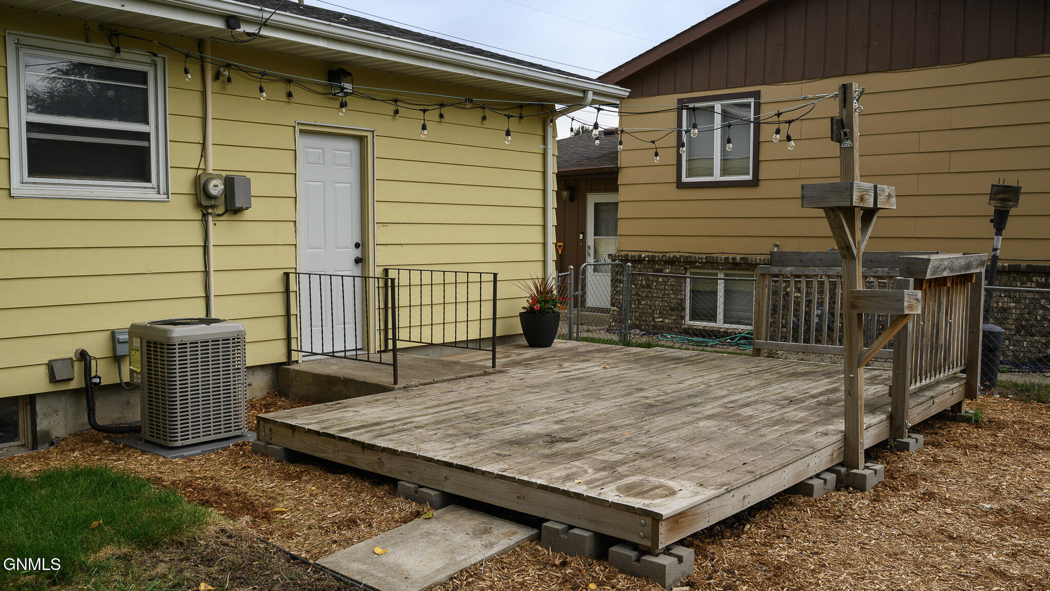 main property photo 31