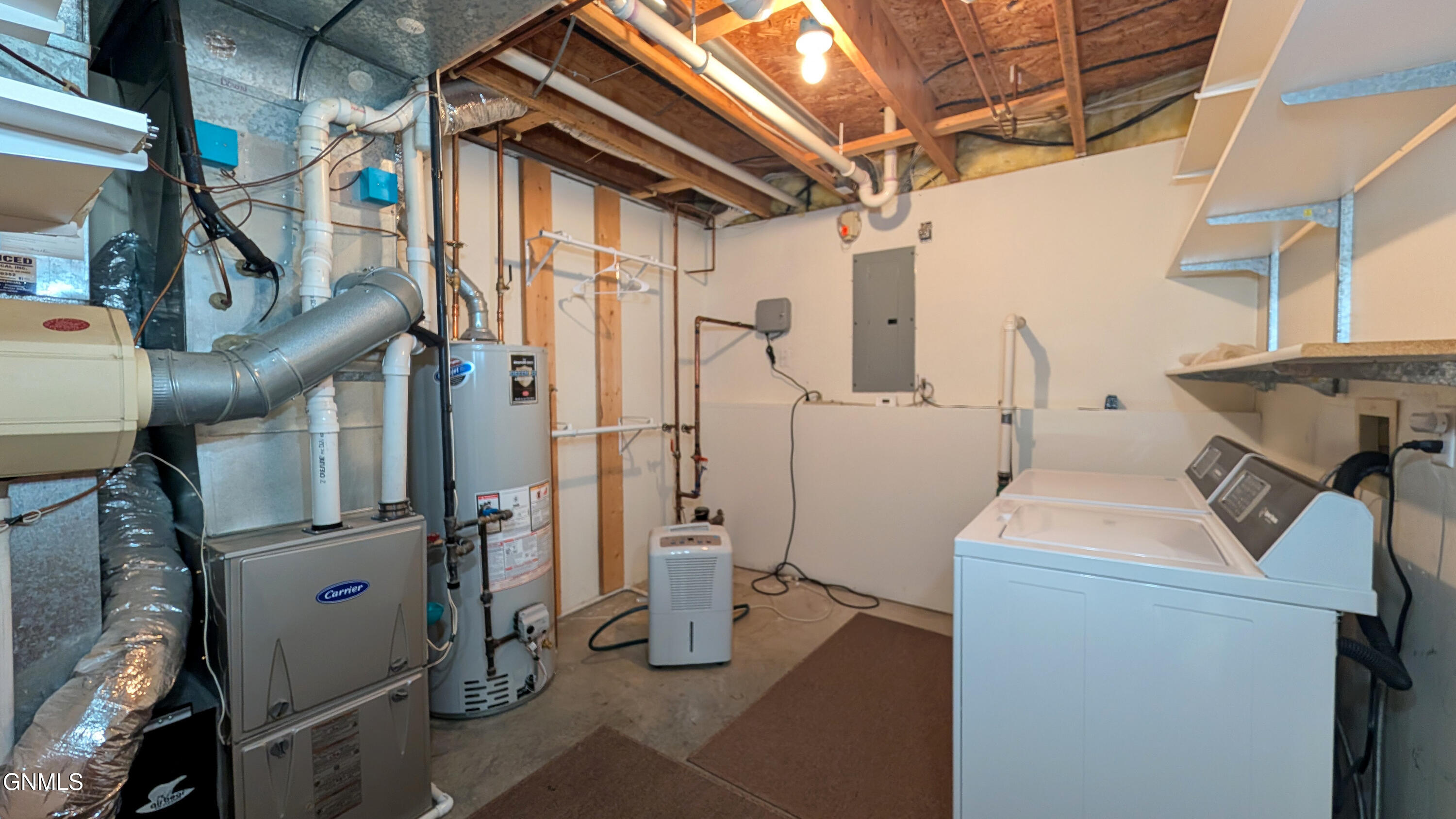 main property photo 45