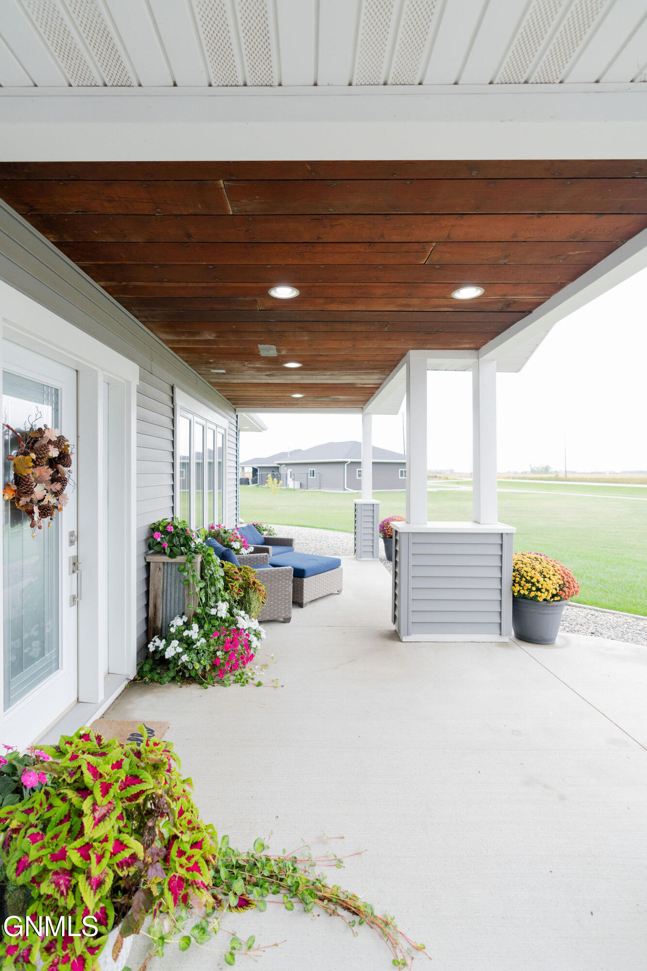 main property photo 64