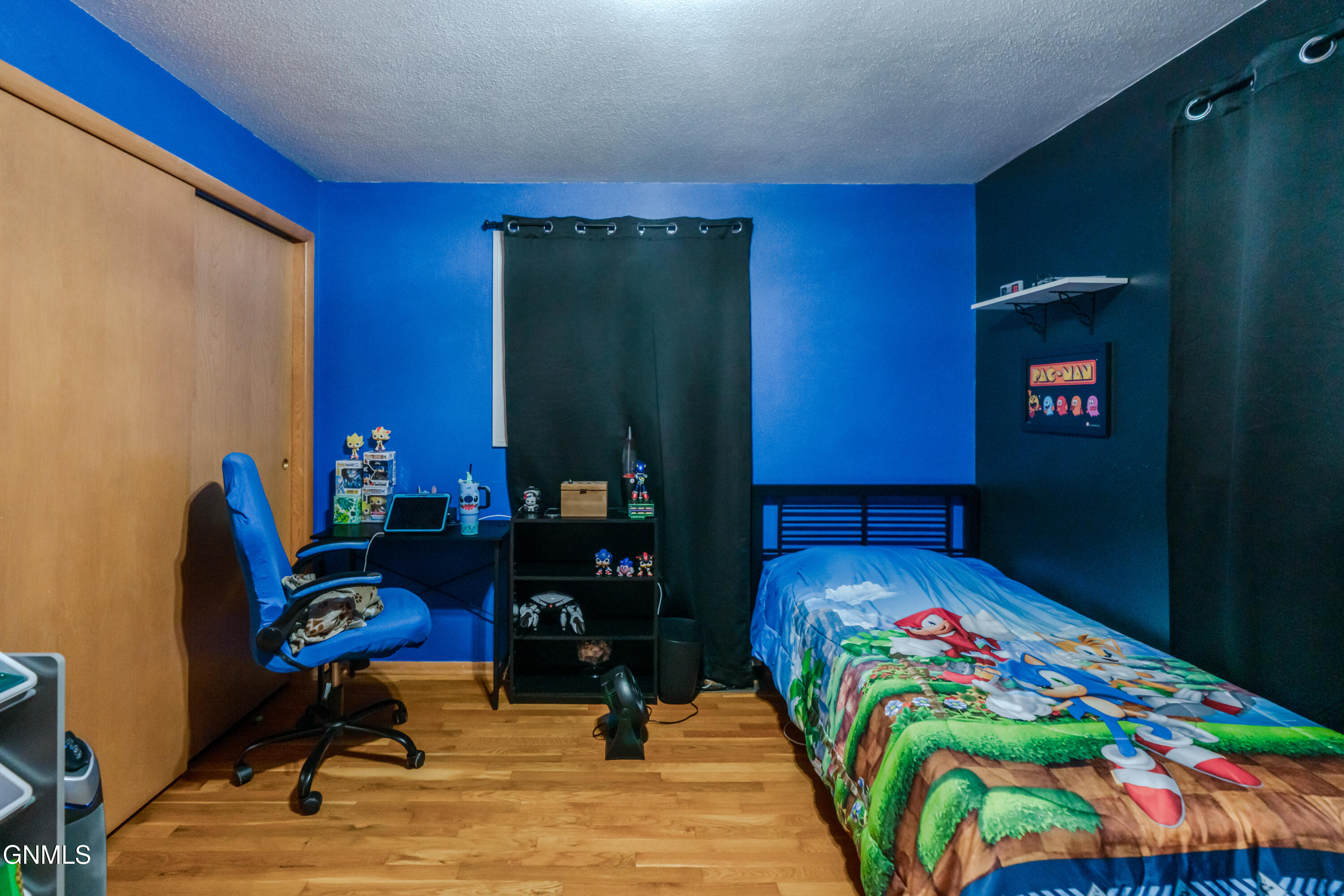 main property photo 15