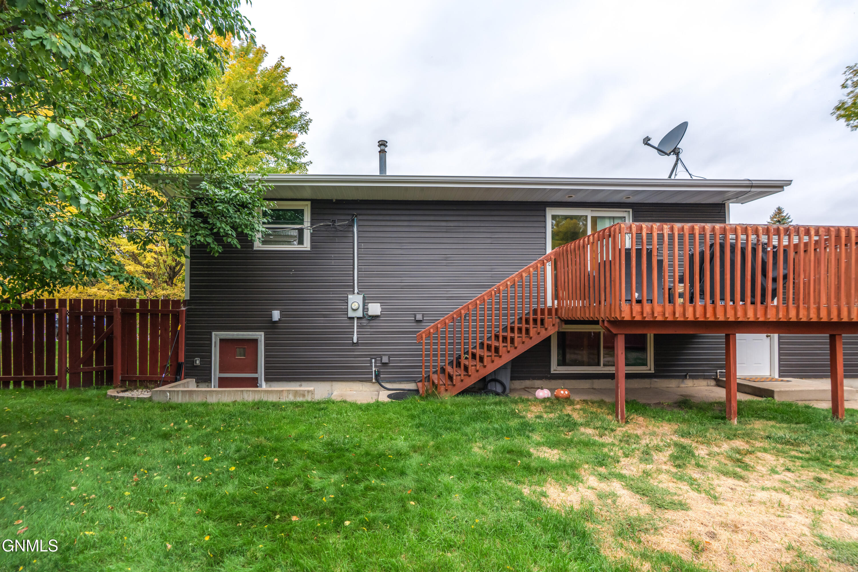 main property photo 53