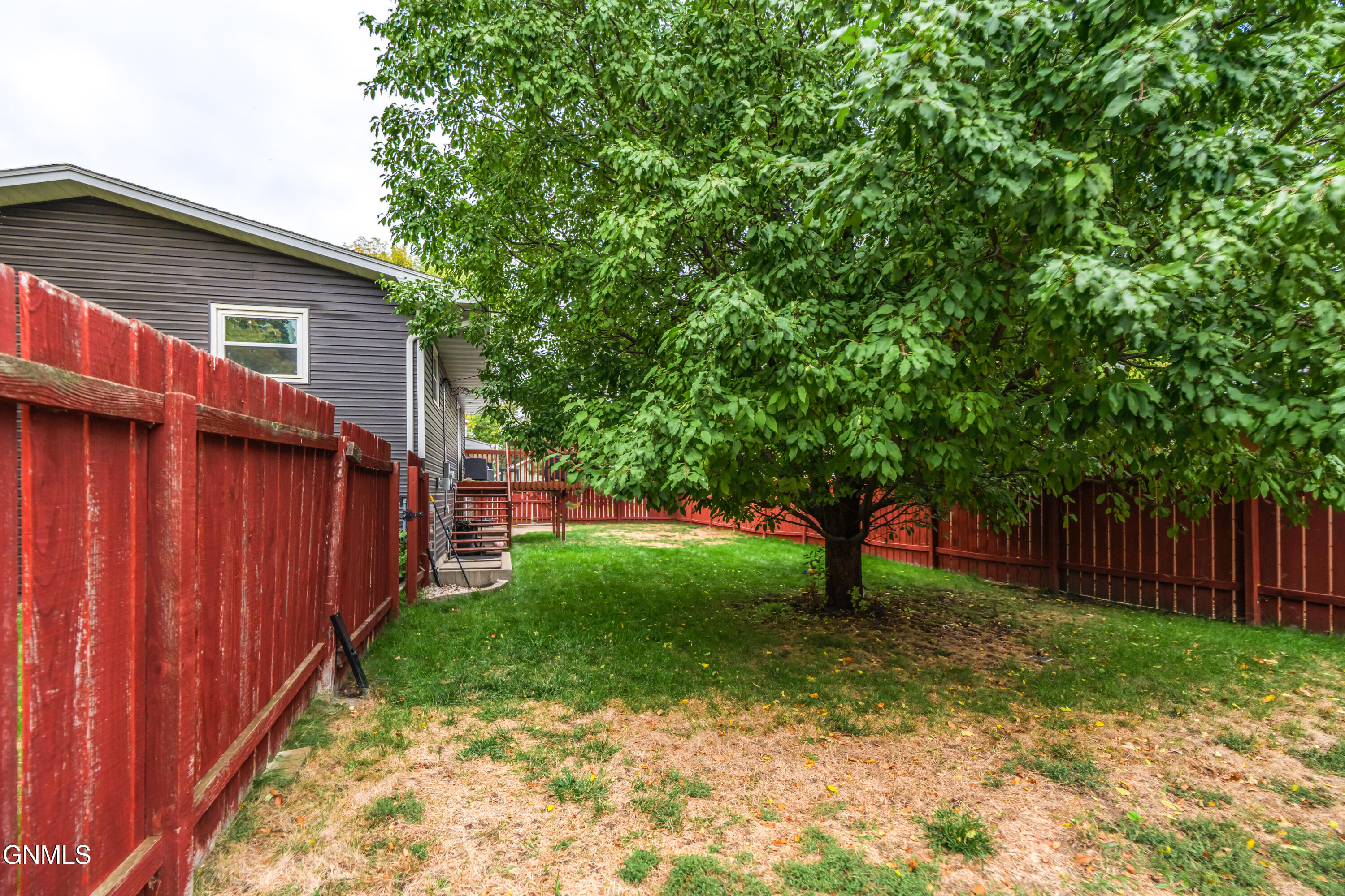 main property photo 63