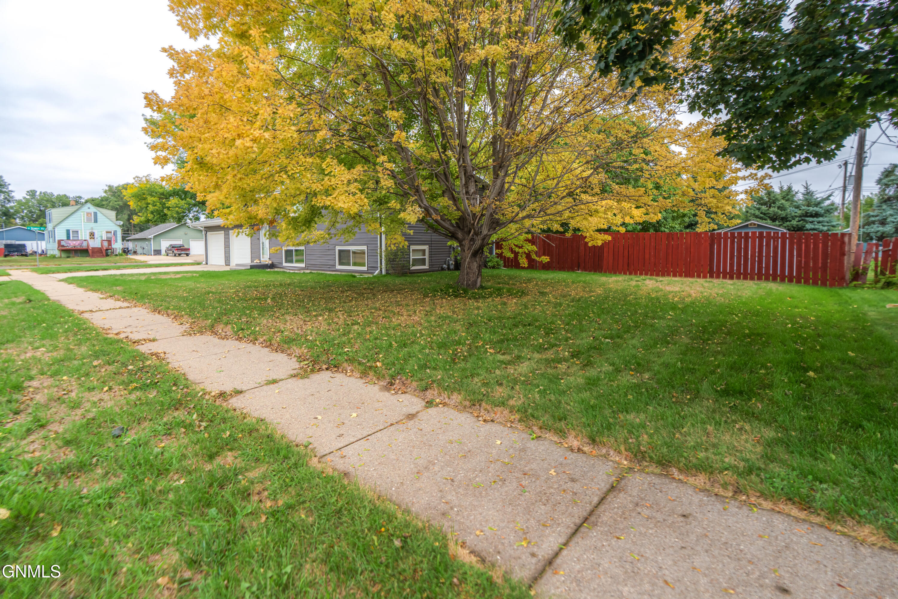 main property photo 65