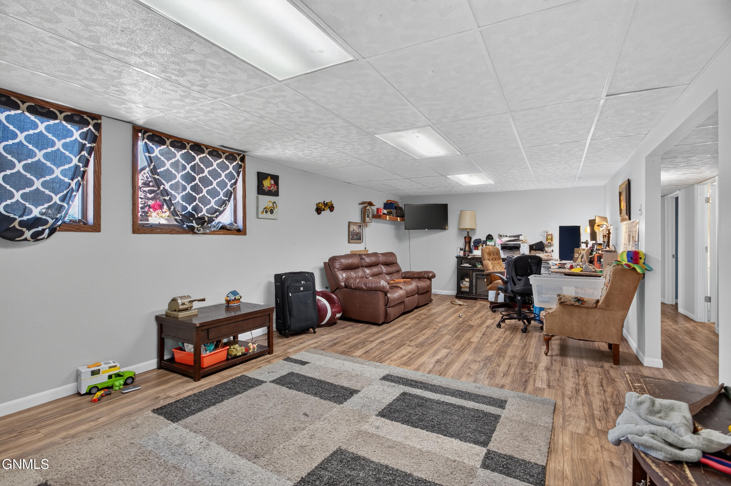 main property photo 15