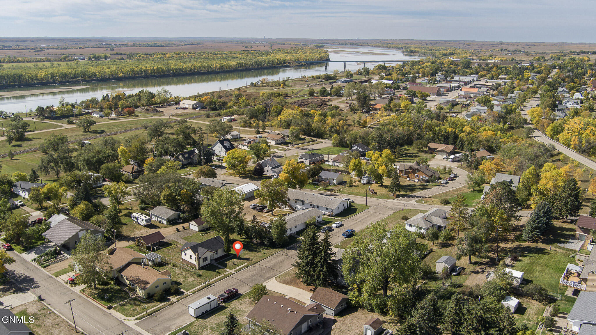 main property photo 35