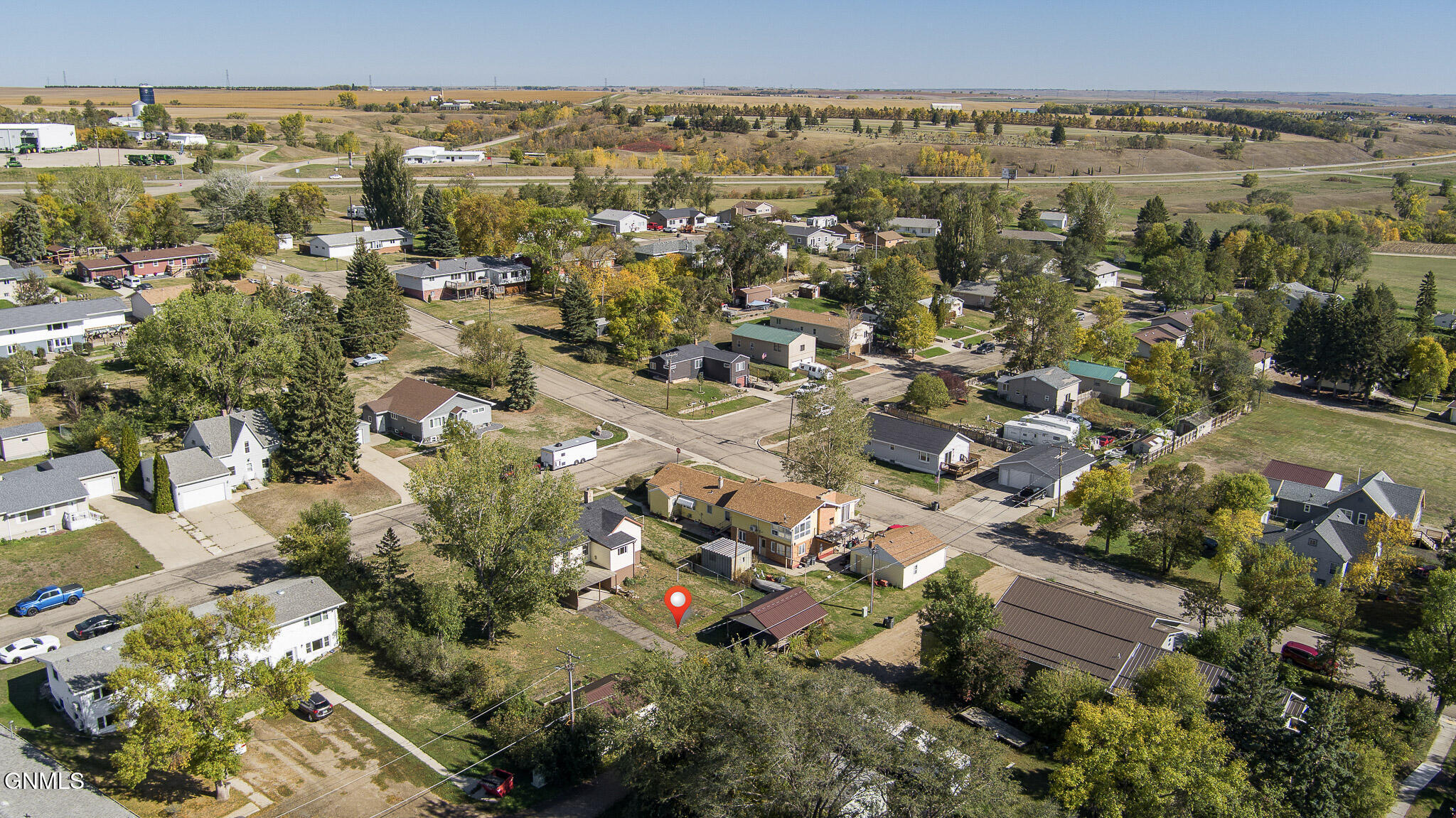 main property photo 39