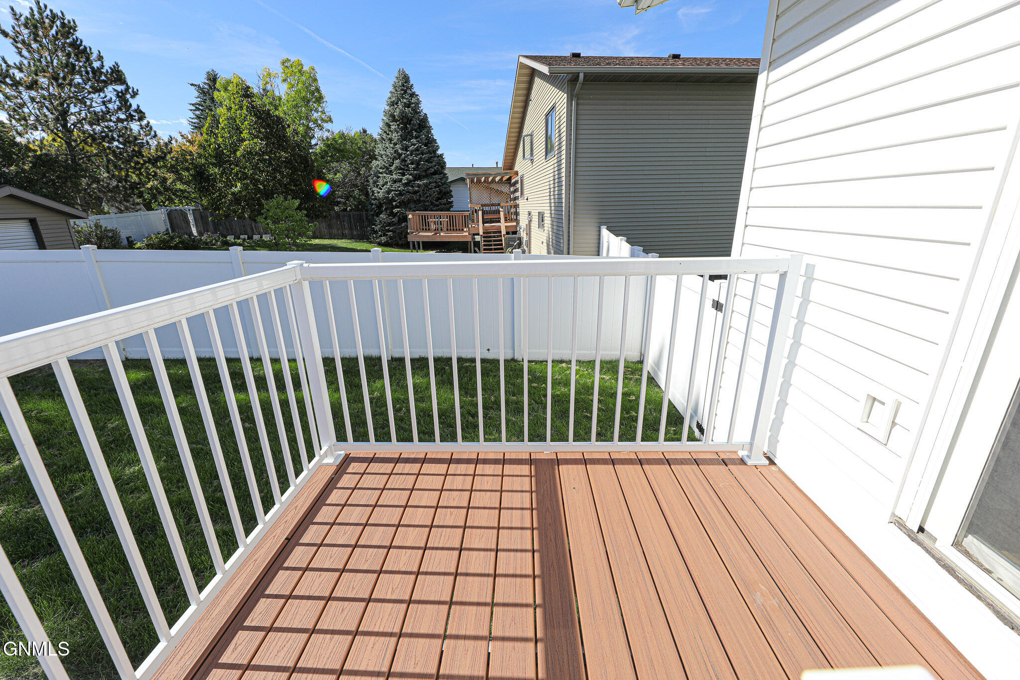main property photo 50
