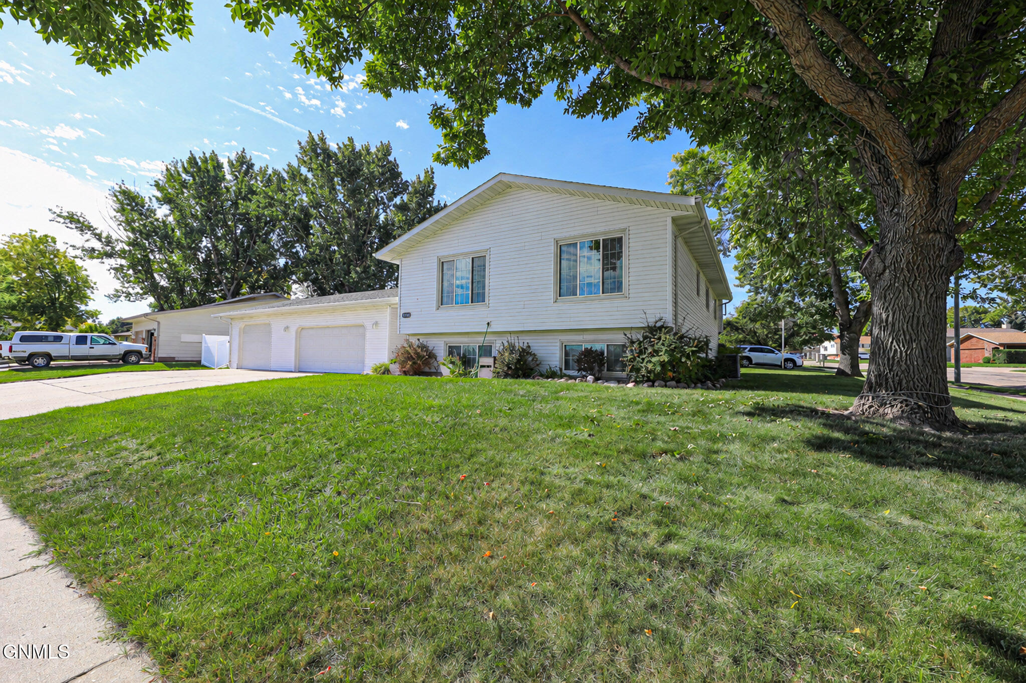 main property photo 55