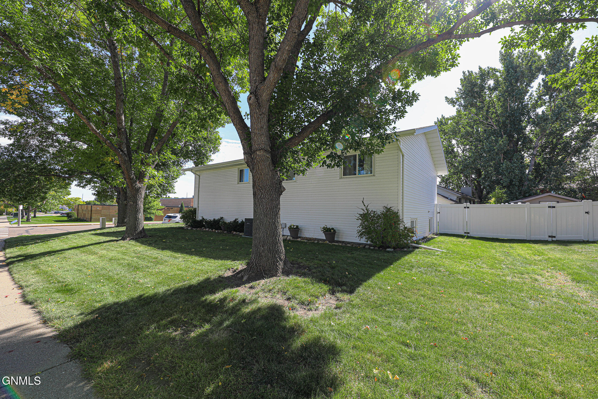 main property photo 56