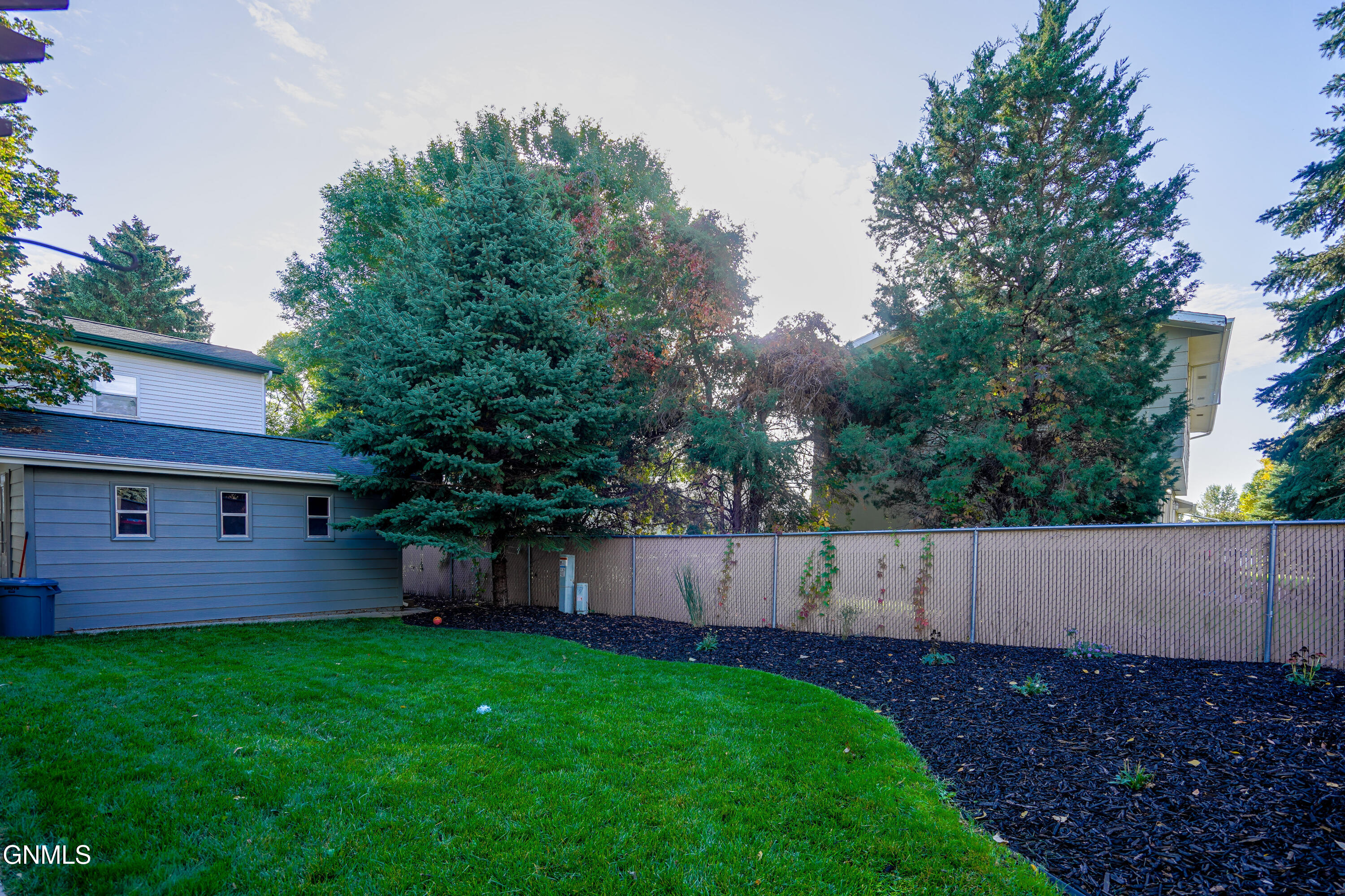 main property photo 59
