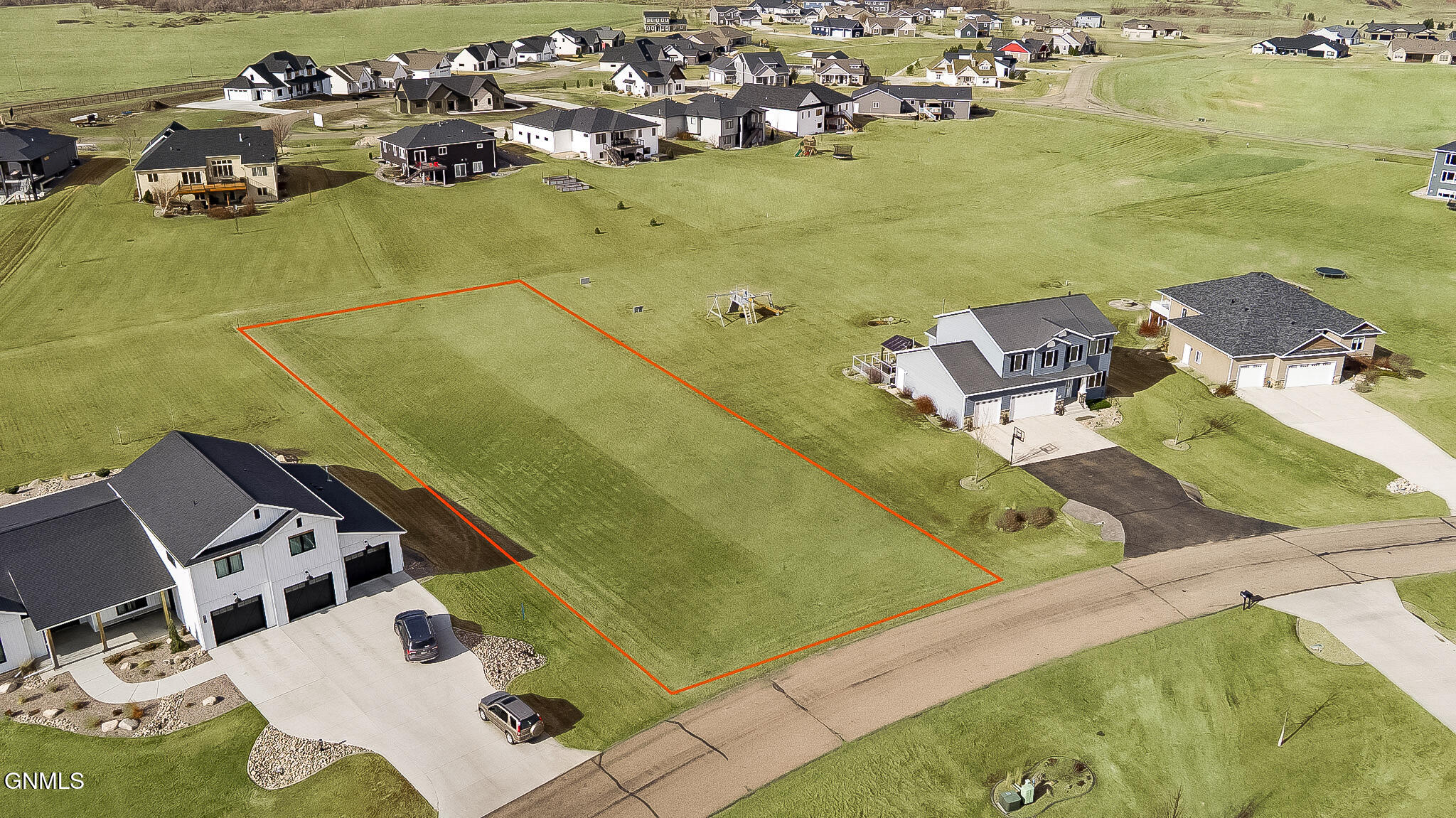 main property photo 4