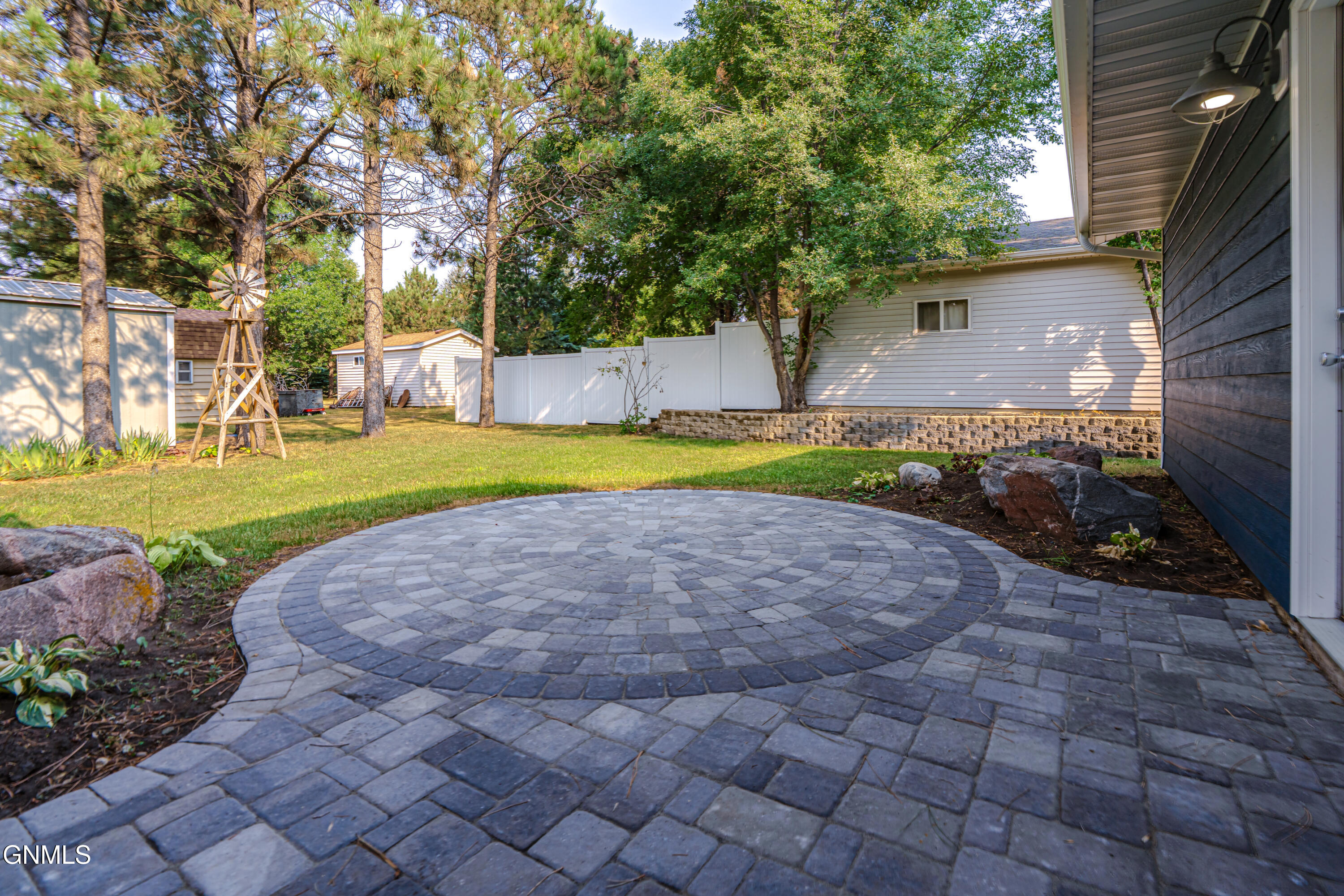 main property photo 49