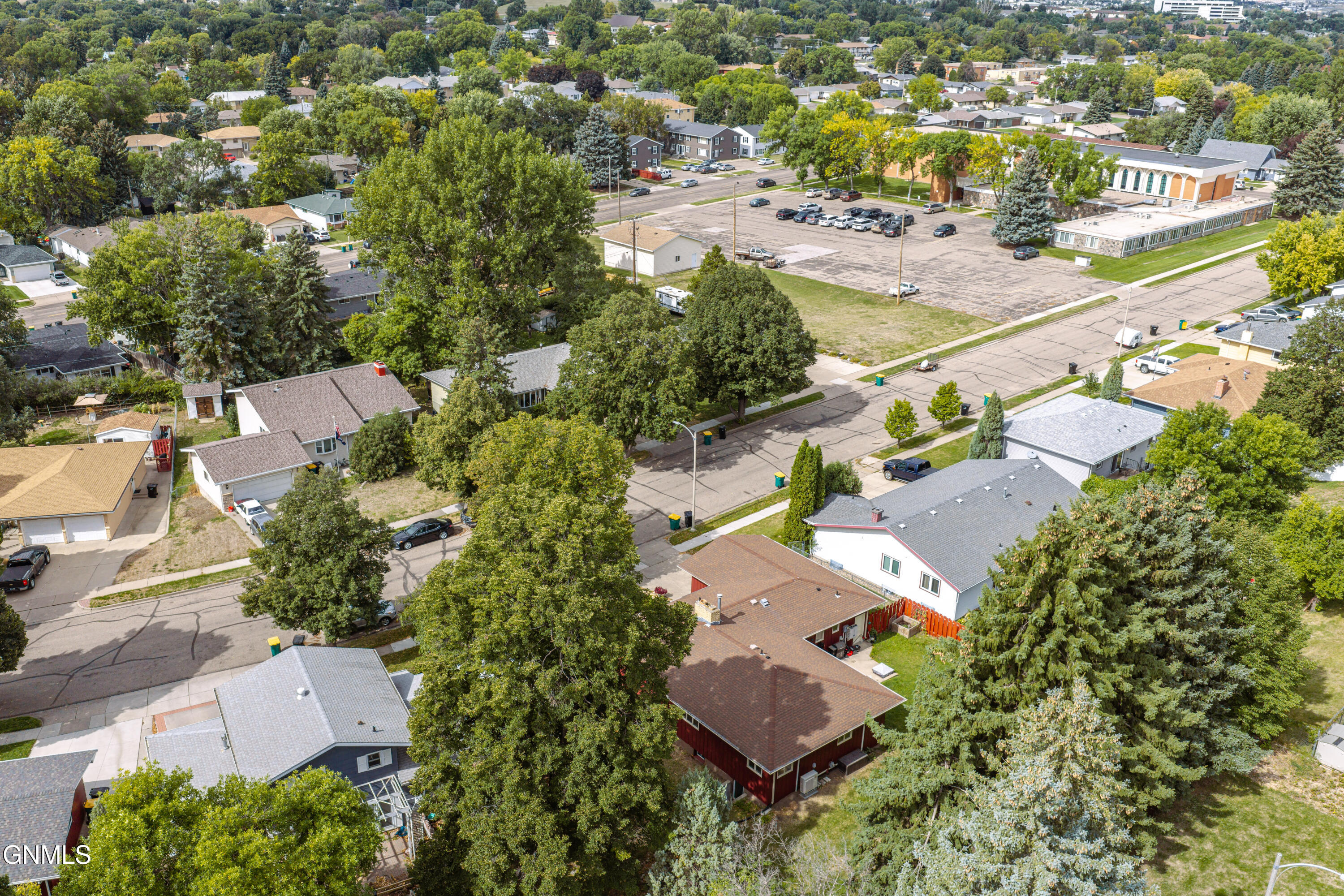 main property photo 81