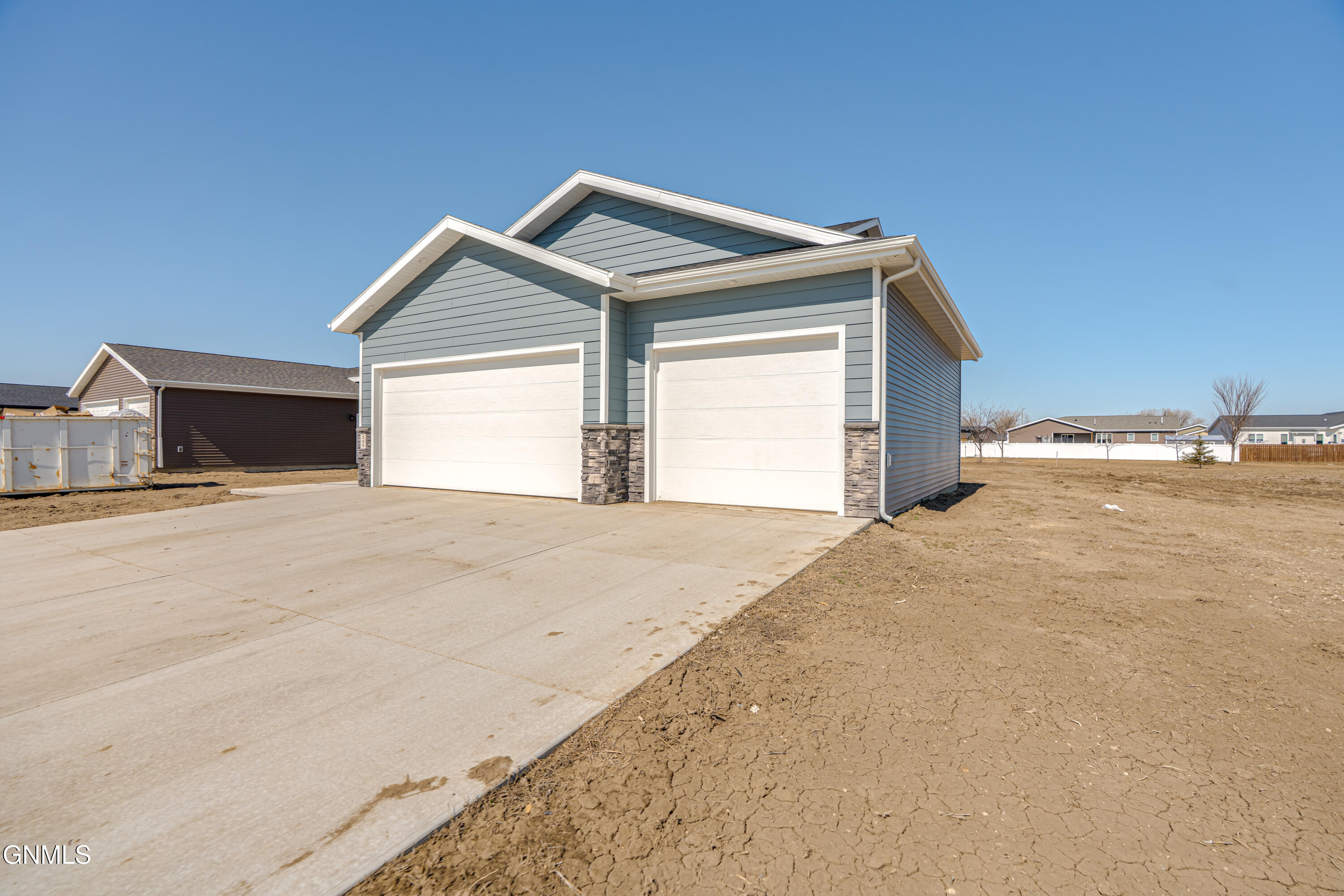 main property photo 72