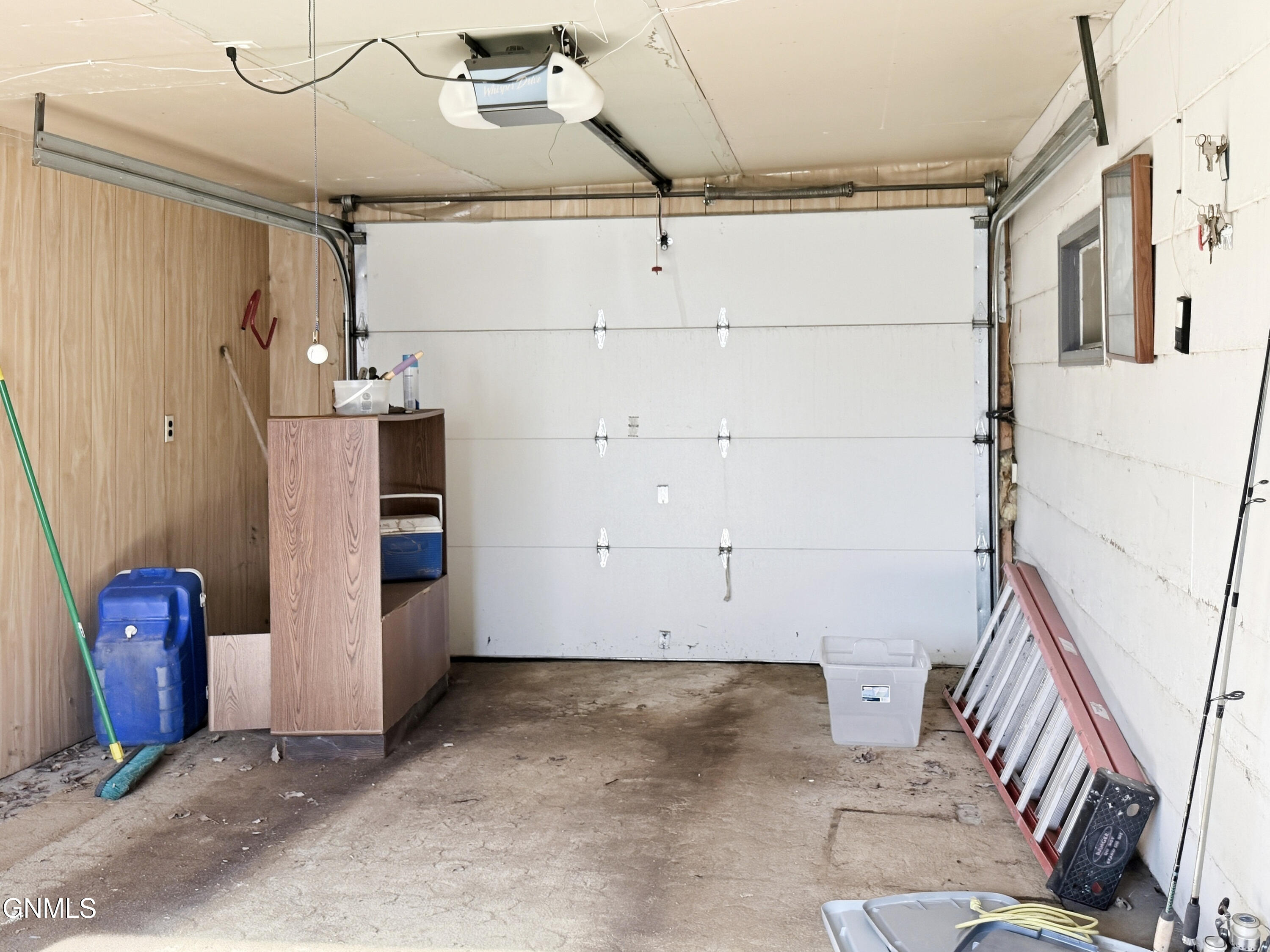 main property photo 16