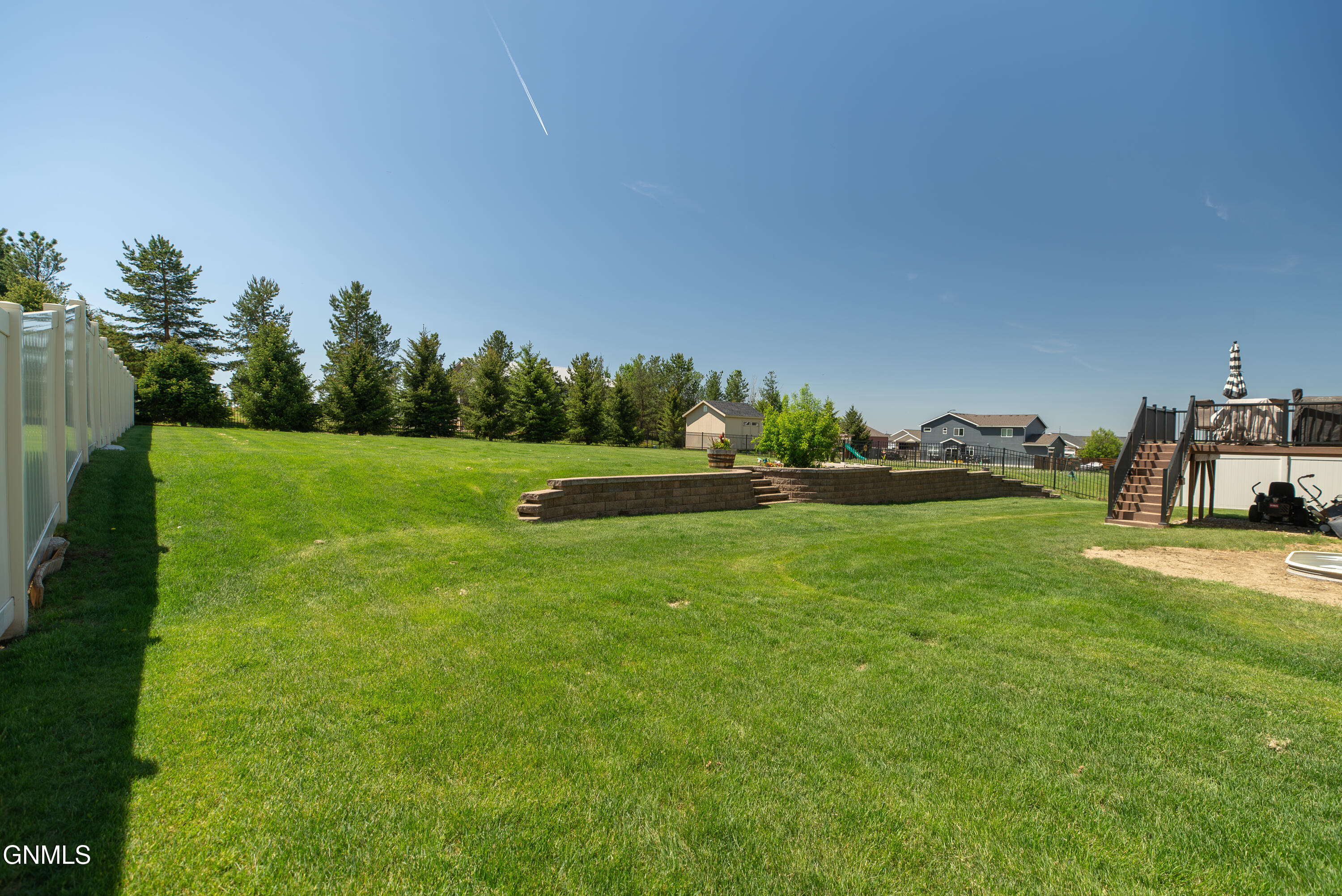 main property photo 51
