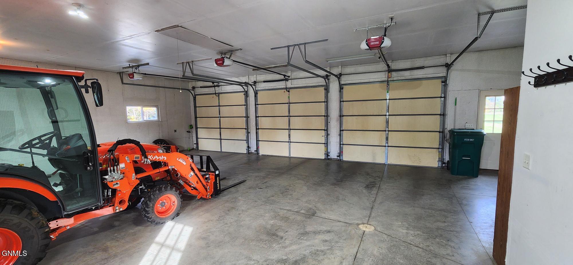main property photo 51