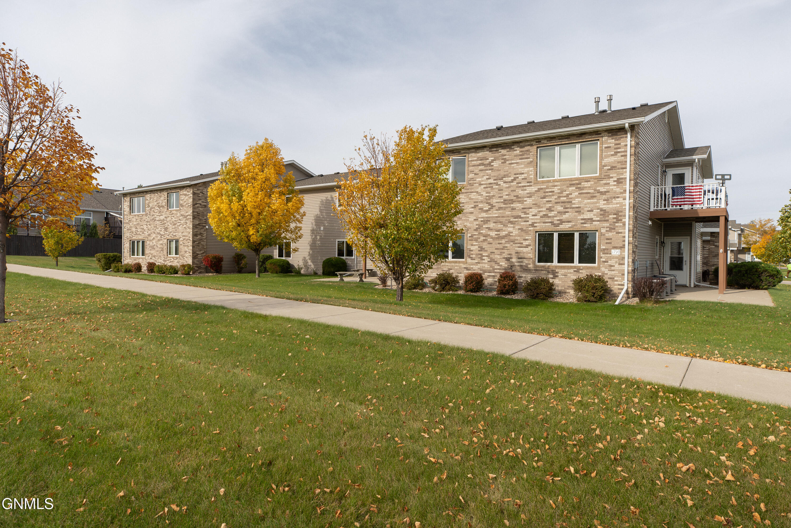 main property photo 21