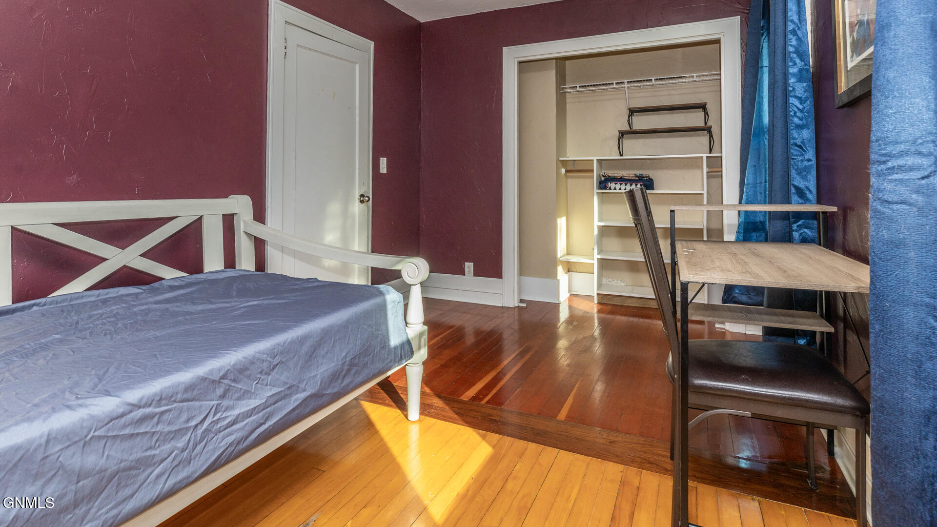 main property photo 14